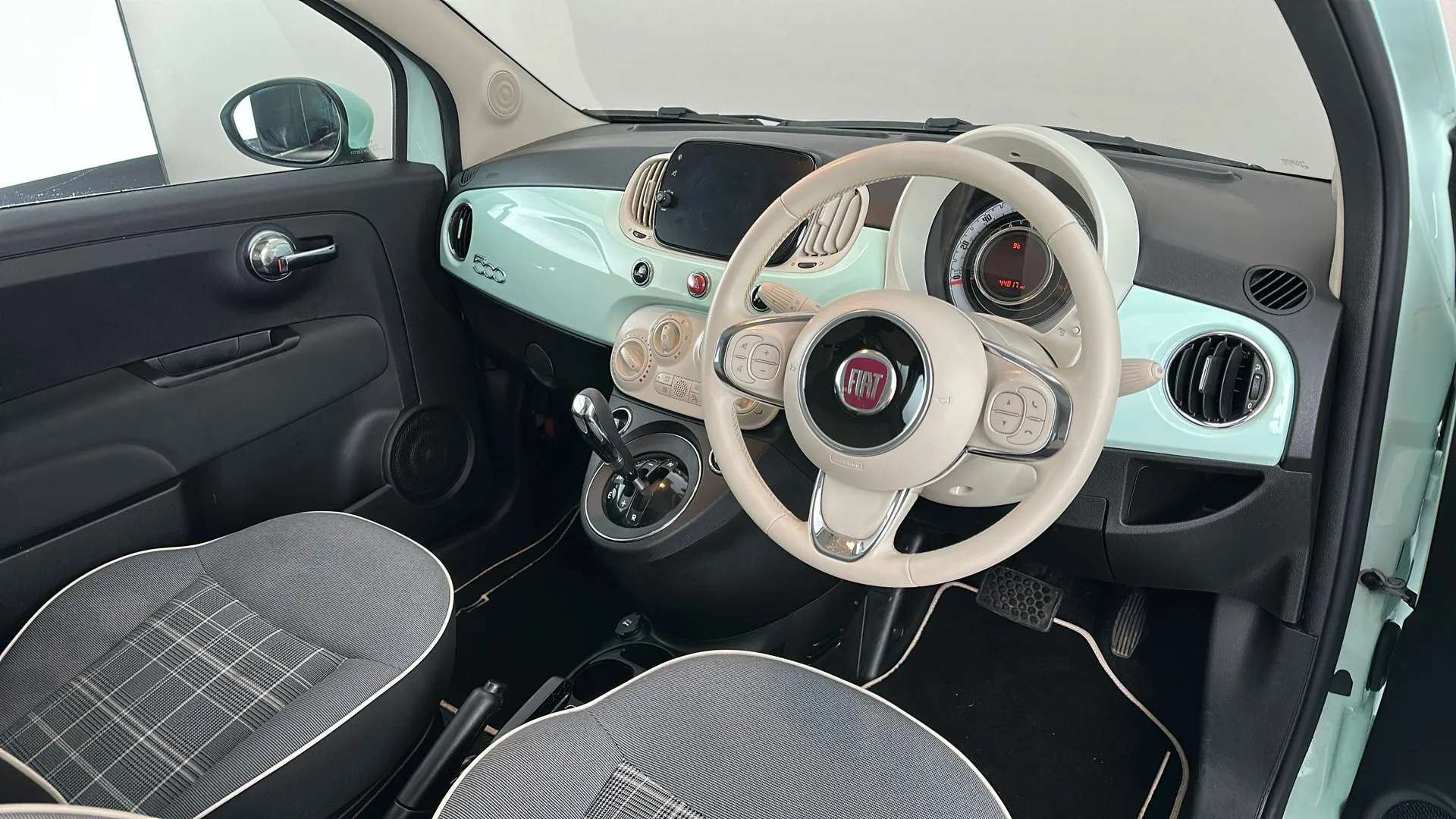 2019 FIAT 500 2019 FIAT 500