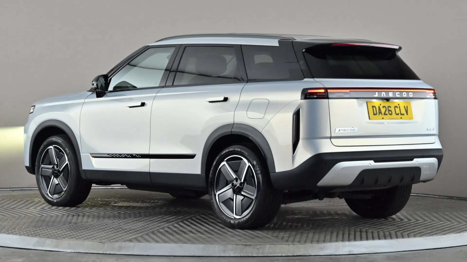 A 2026 JAECOO 7 1.5T SHS-P Luxury Auto A 2026 JAECOO 7 1.5T SHS-P Luxury Auto