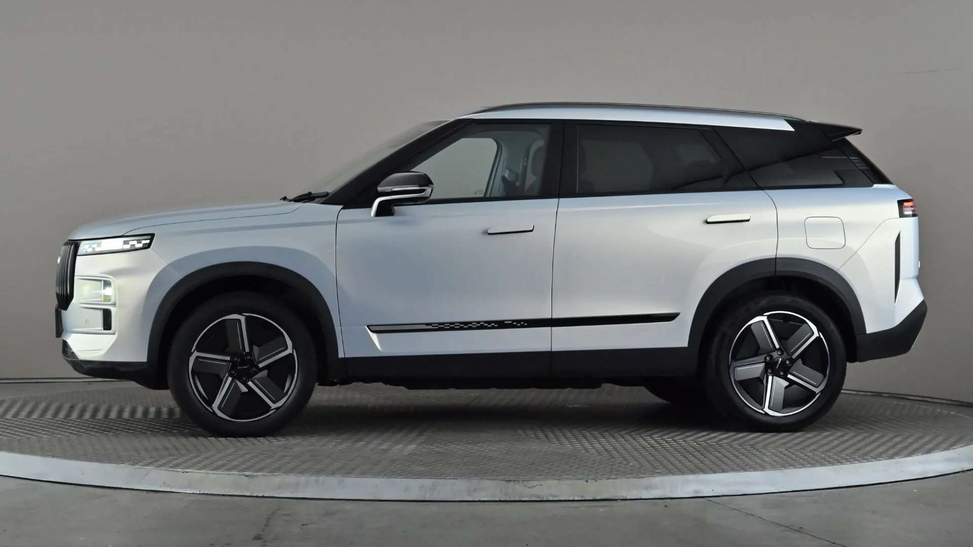 A 2026 JAECOO 7 1.5T SHS-P Luxury Auto A 2026 JAECOO 7 1.5T SHS-P Luxury Auto