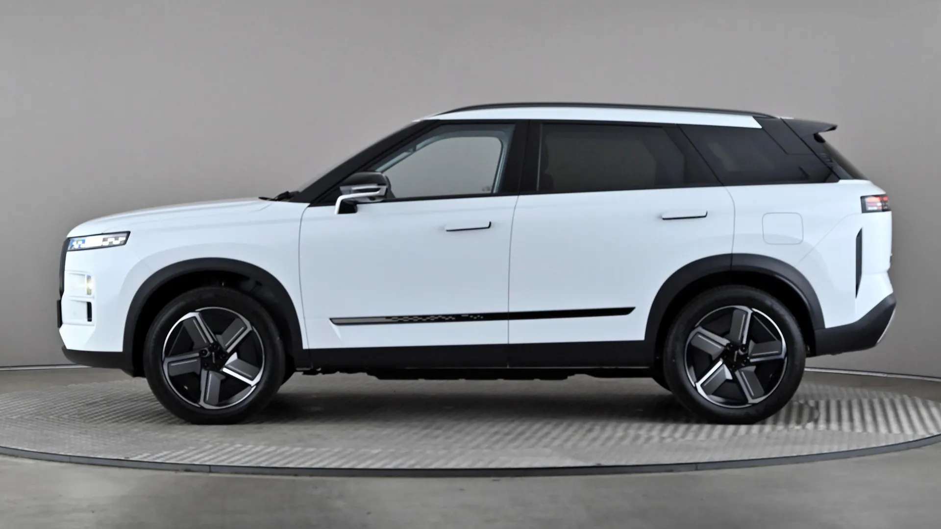 A 2025 JAECOO 7 1.5T SHS-P Luxury Auto A 2025 JAECOO 7 1.5T SHS-P Luxury Auto