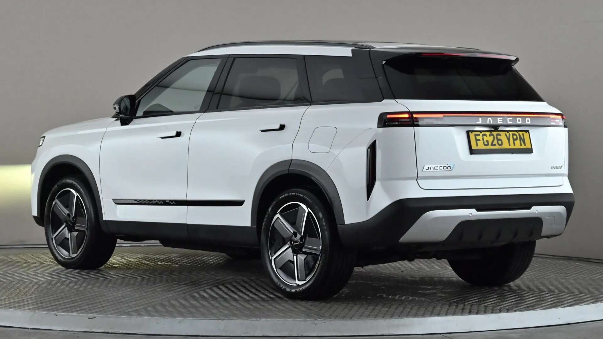 A 2026 JAECOO 7 1.5T SHS-P Luxury Auto A 2026 JAECOO 7 1.5T SHS-P Luxury Auto
