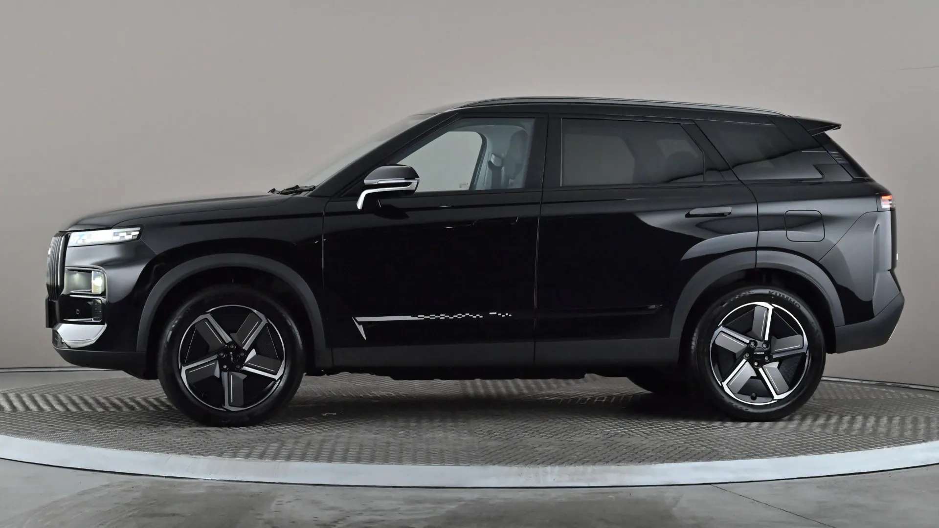 A 2026 JAECOO 7 1.5T SHS-P Luxury Auto A 2026 JAECOO 7 1.5T SHS-P Luxury Auto