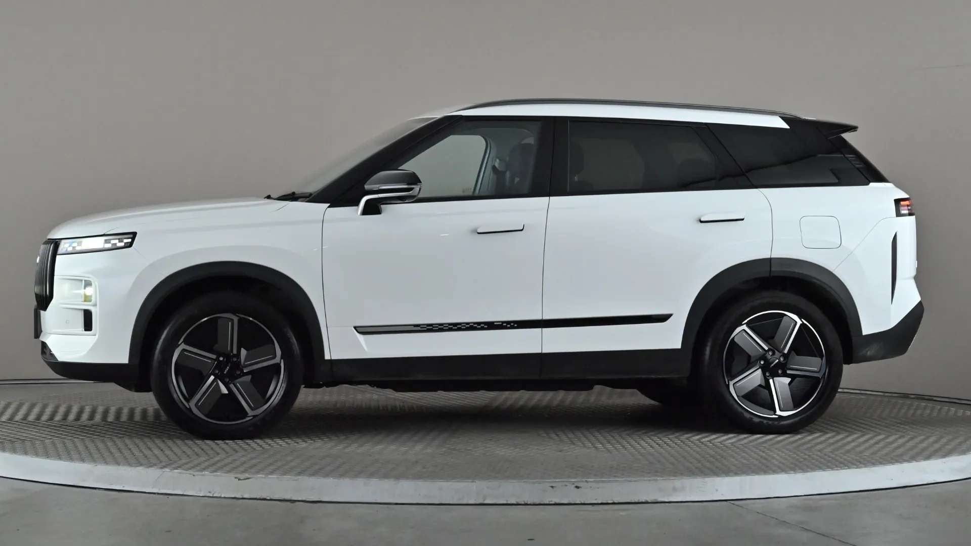 A 2026 JAECOO 7 1.5T SHS-P Luxury Auto A 2026 JAECOO 7 1.5T SHS-P Luxury Auto
