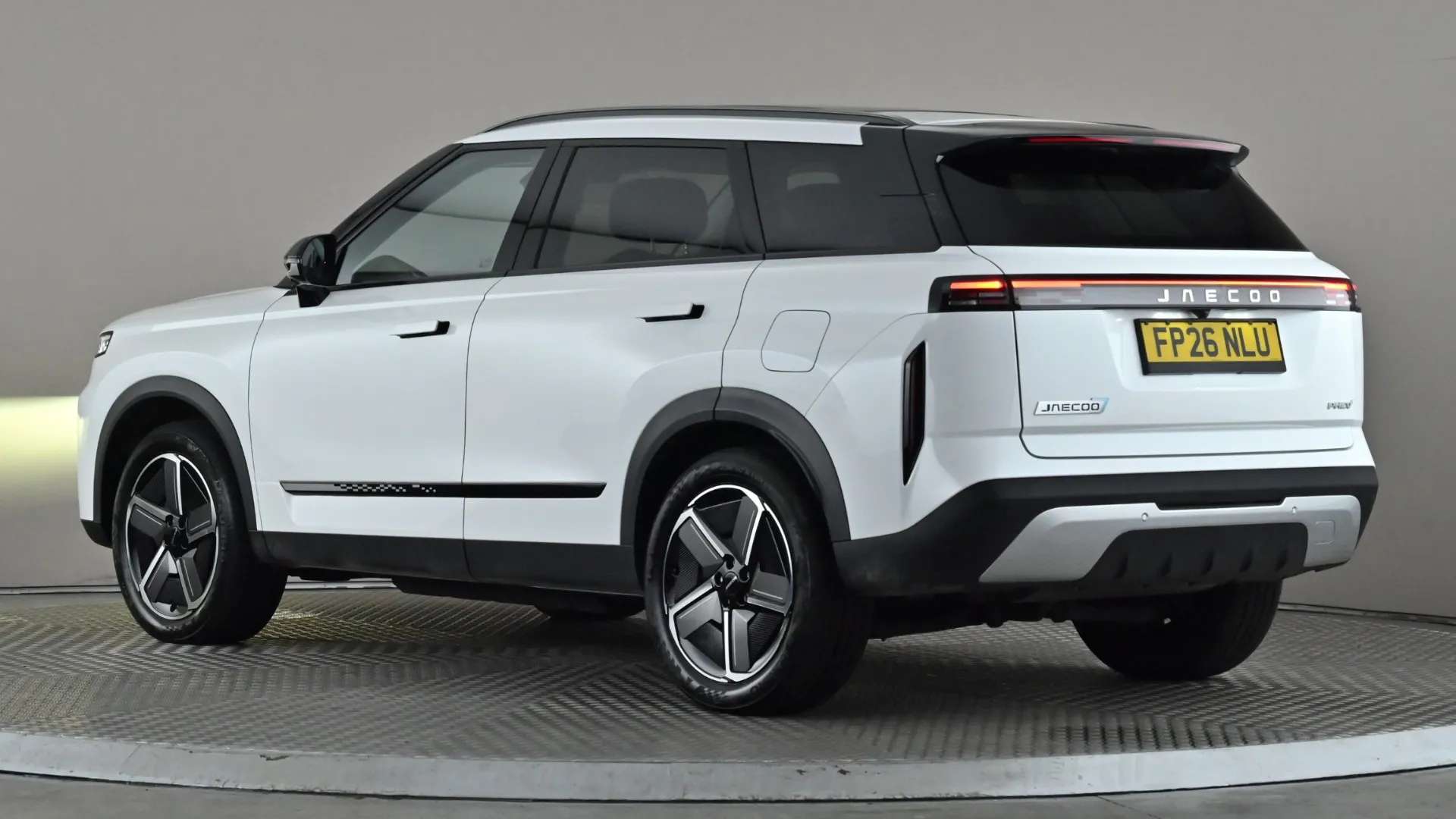 A 2026 JAECOO 7 1.5T SHS-P Luxury Auto A 2026 JAECOO 7 1.5T SHS-P Luxury Auto