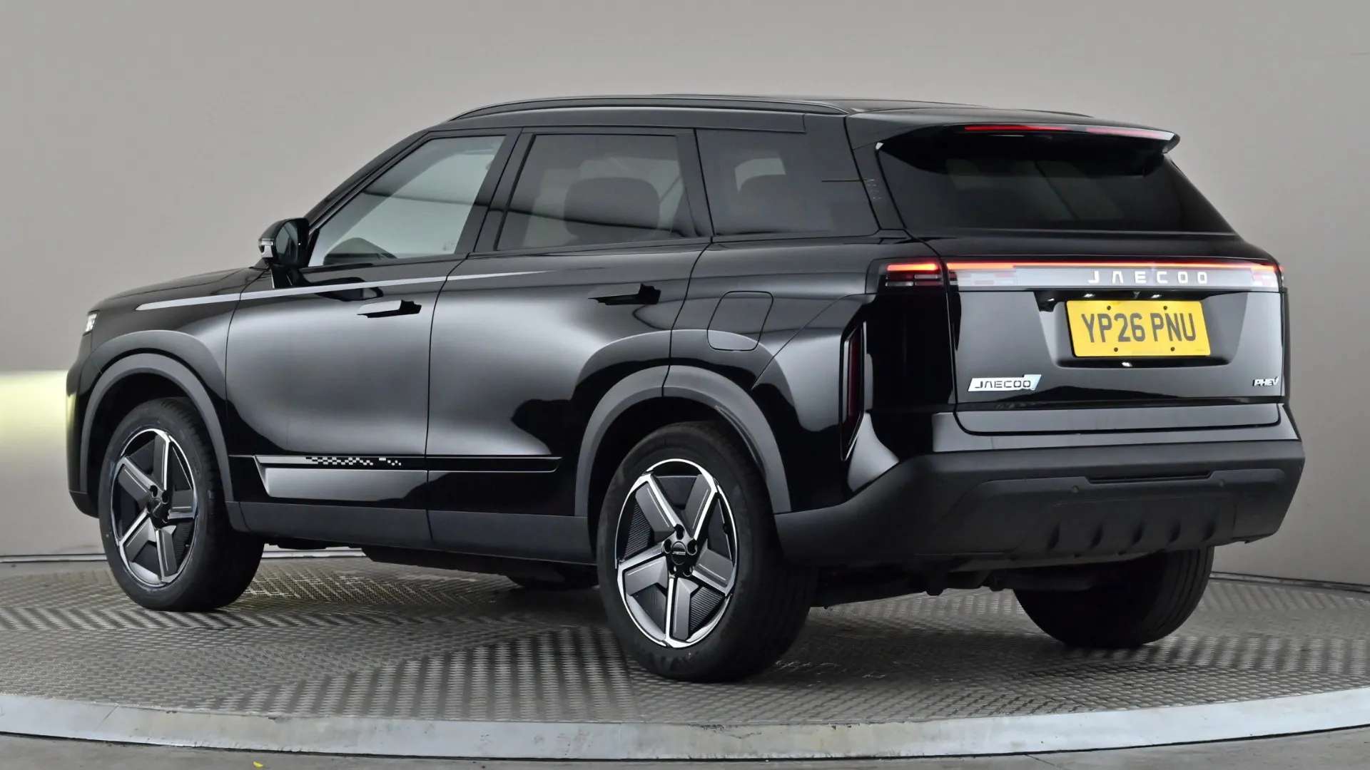 A 2026 JAECOO 7 1.5T SHS-P Luxury Auto A 2026 JAECOO 7 1.5T SHS-P Luxury Auto