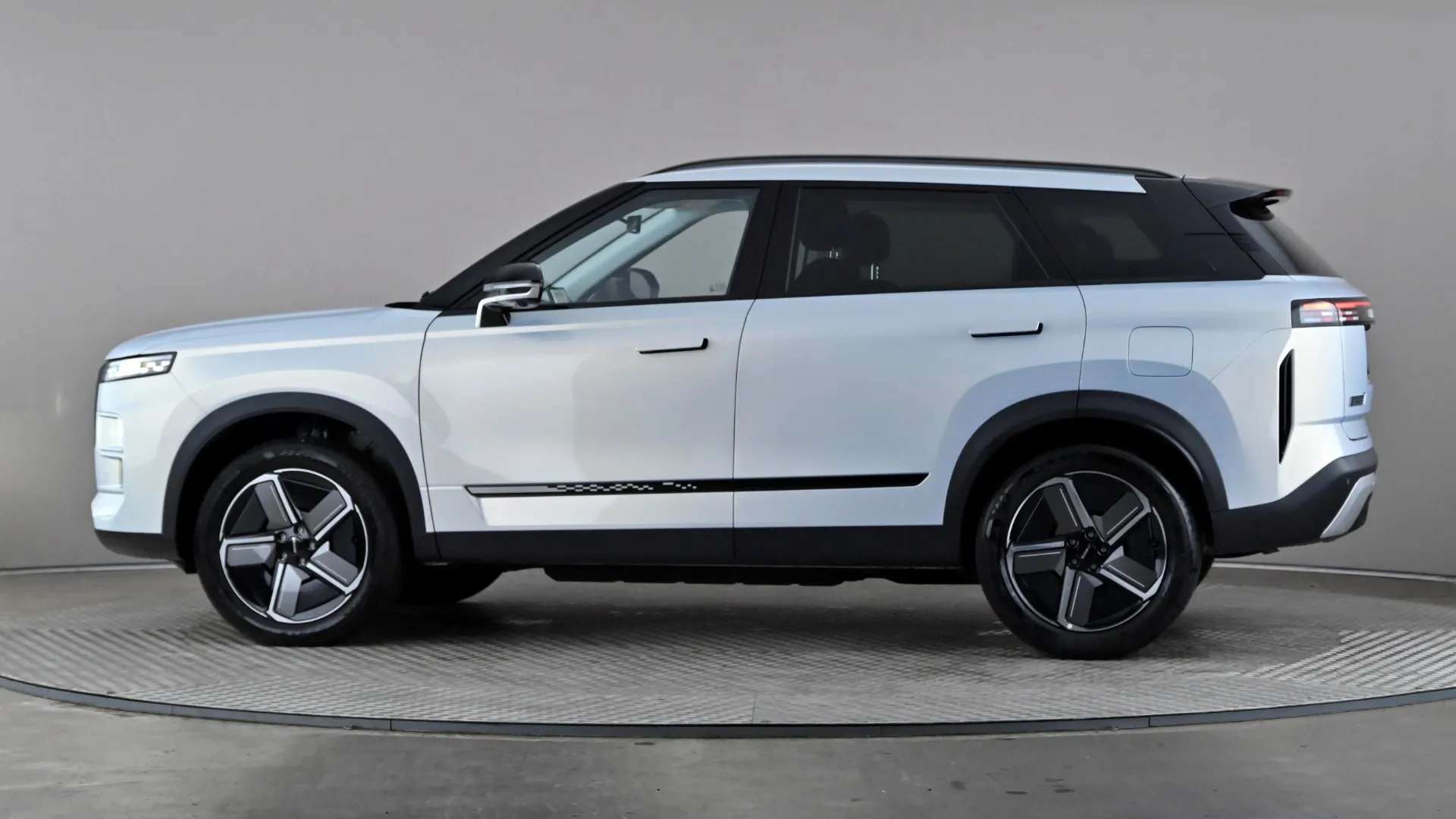 A 2026 JAECOO 7 1.5T SHS-P Luxury Auto A 2026 JAECOO 7 1.5T SHS-P Luxury Auto