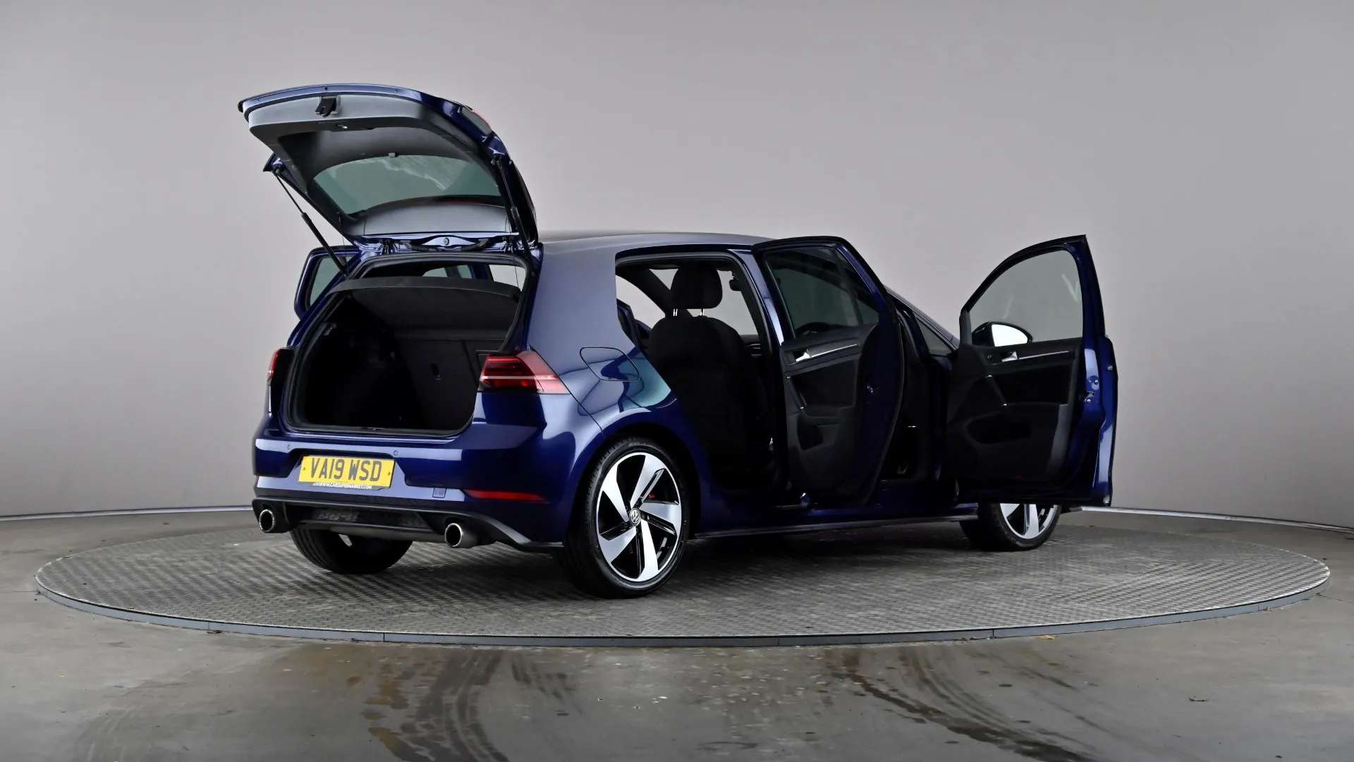 2019 VOLKSWAGEN GOLF 2019 VOLKSWAGEN GOLF