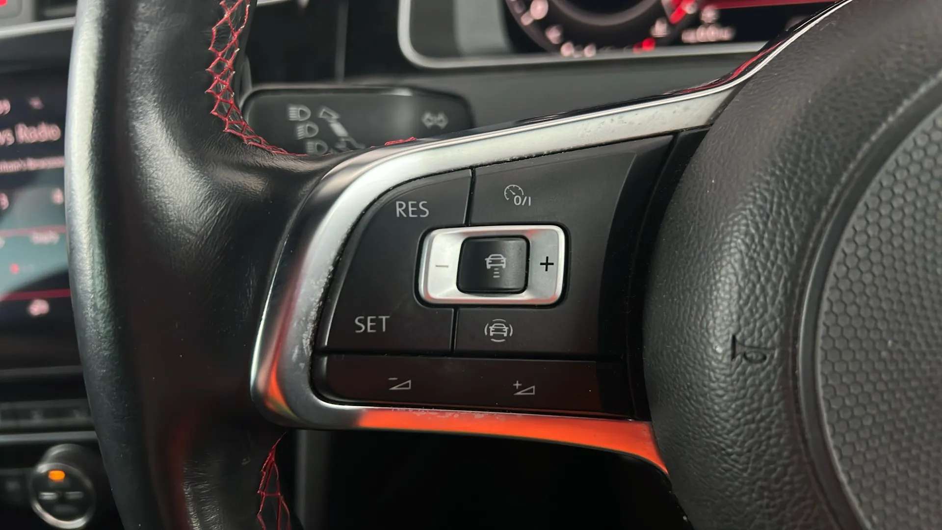 2019 VOLKSWAGEN GOLF 2019 VOLKSWAGEN GOLF