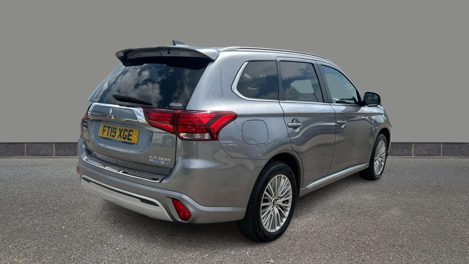 2019 MITSUBISHI OUTLANDER 2019 MITSUBISHI OUTLANDER