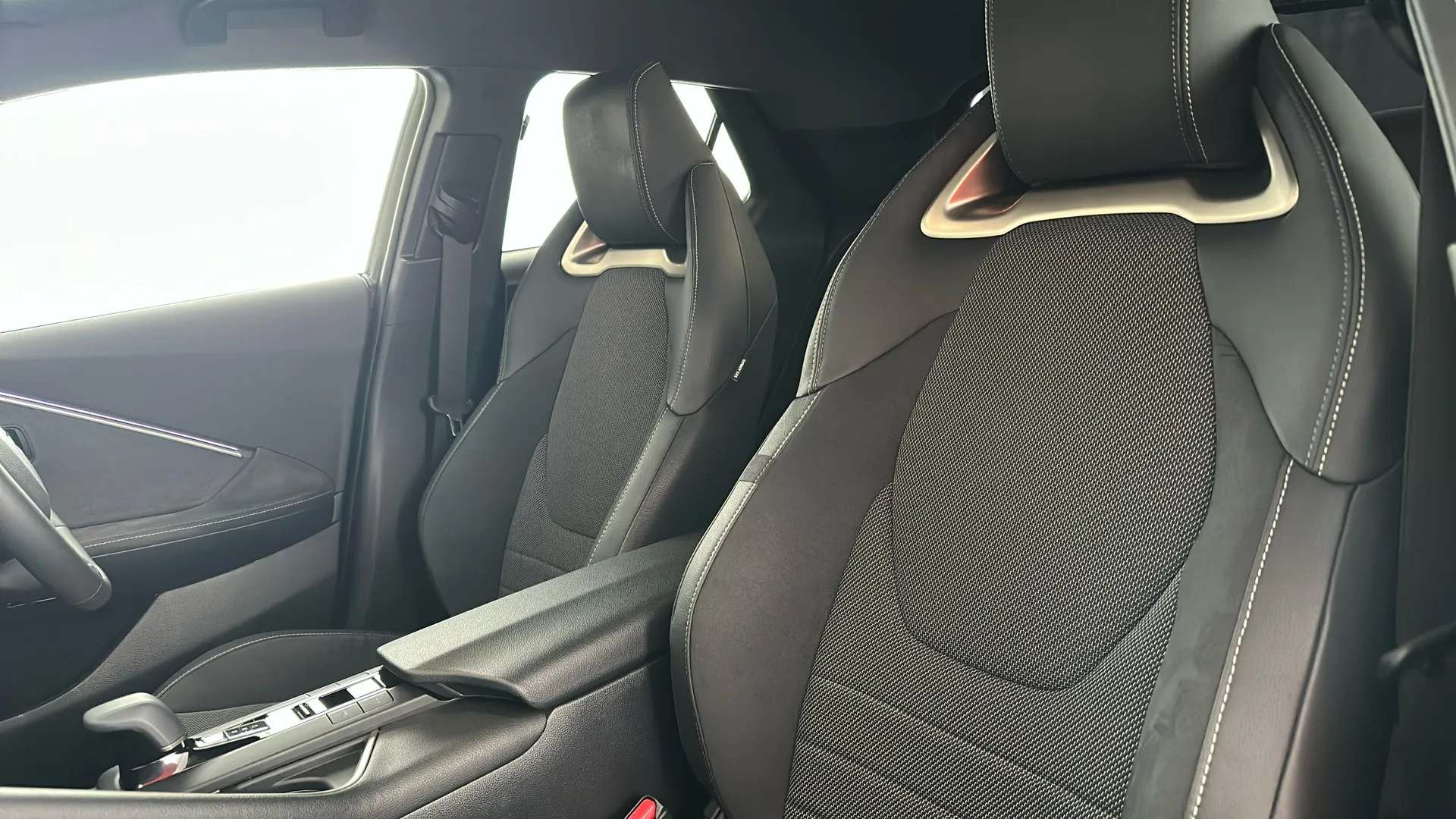 2024 TOYOTA C-HR 2024 TOYOTA C-HR