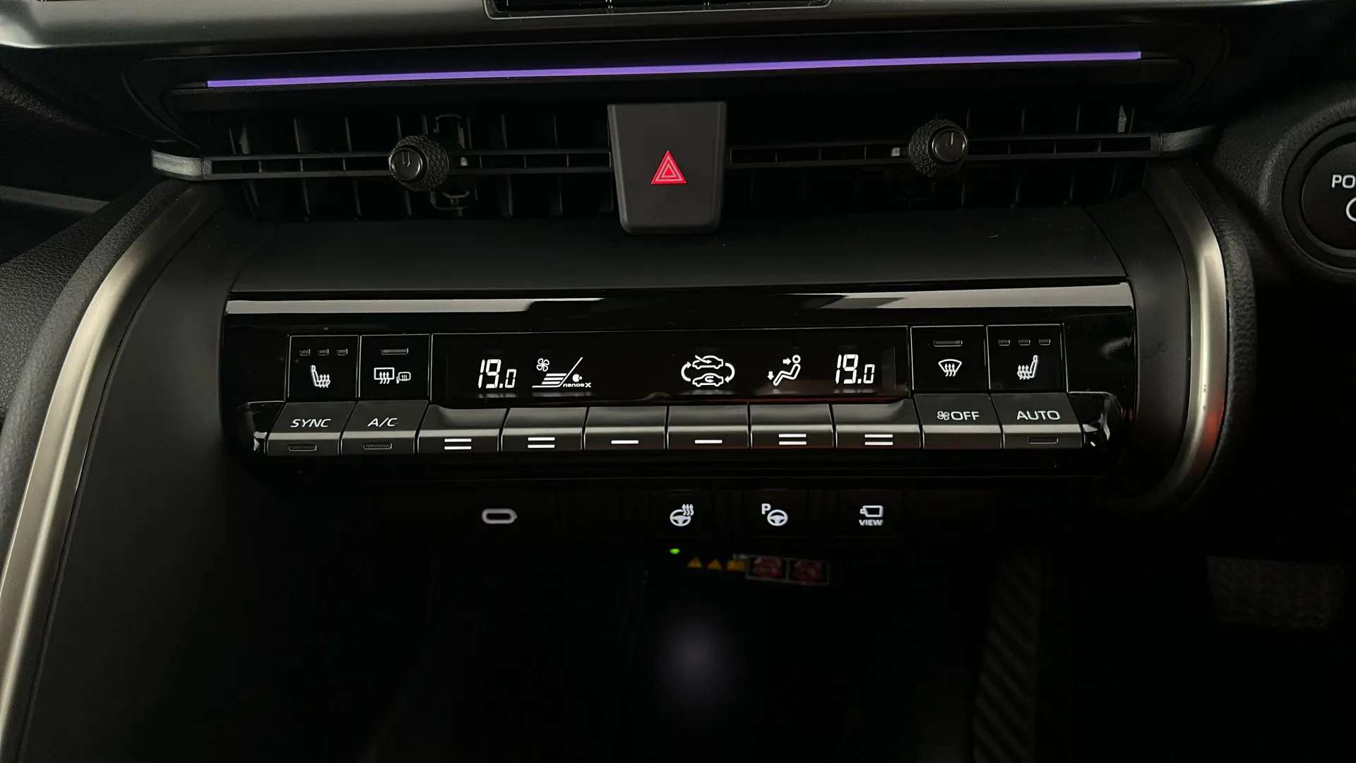 2024 TOYOTA C-HR 2024 TOYOTA C-HR