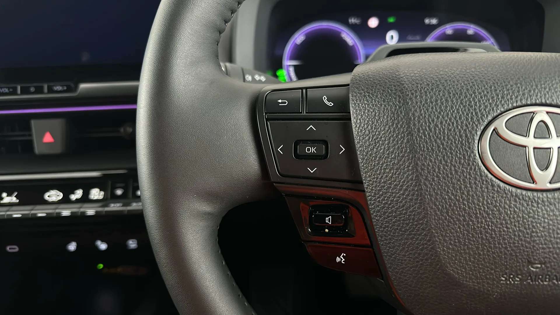 2024 TOYOTA C-HR 2024 TOYOTA C-HR