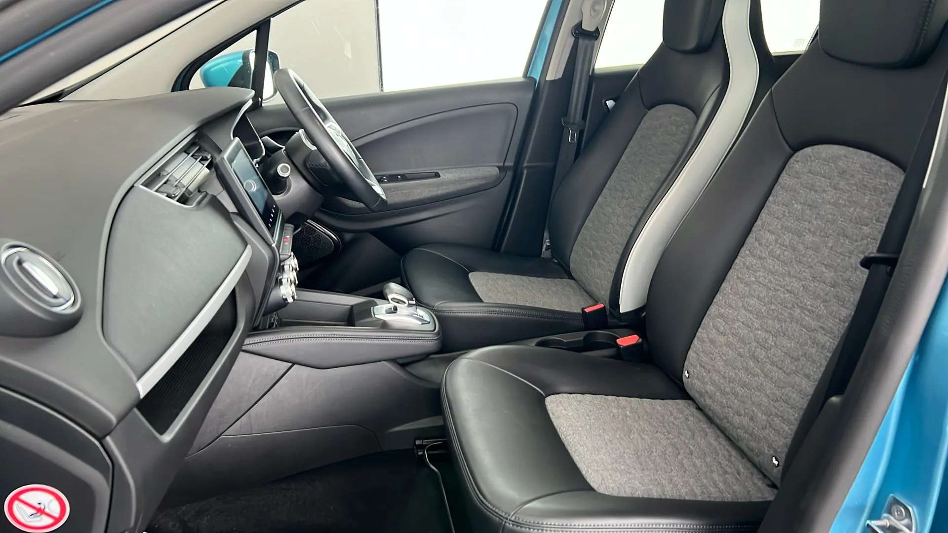 2021 RENAULT ZOE 2021 RENAULT ZOE