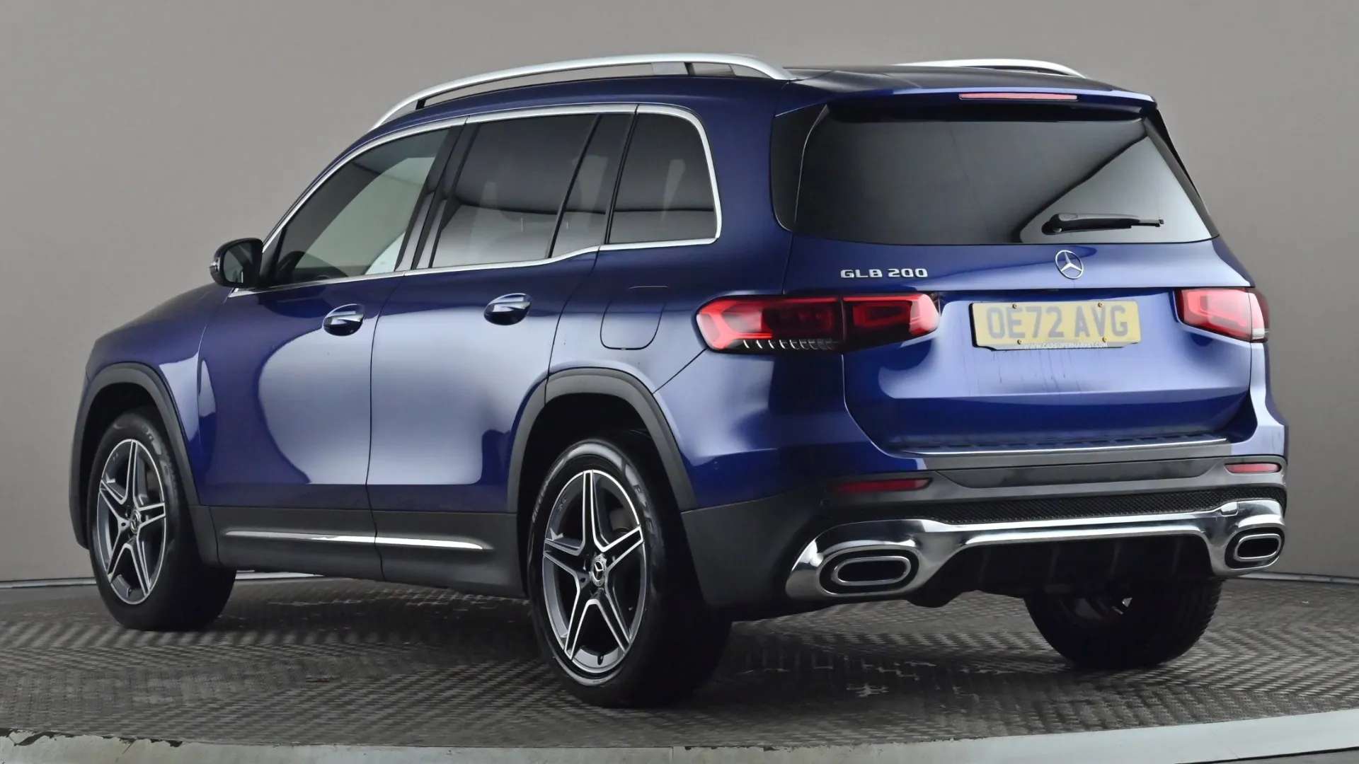 A 2022 MERCEDES-BENZ GLB GLB 200 AMG Line Premium Plus 7G-Tronic A 2022 MERCEDES-BENZ GLB GLB 200 AMG Line Premium Plus 7G-Tronic