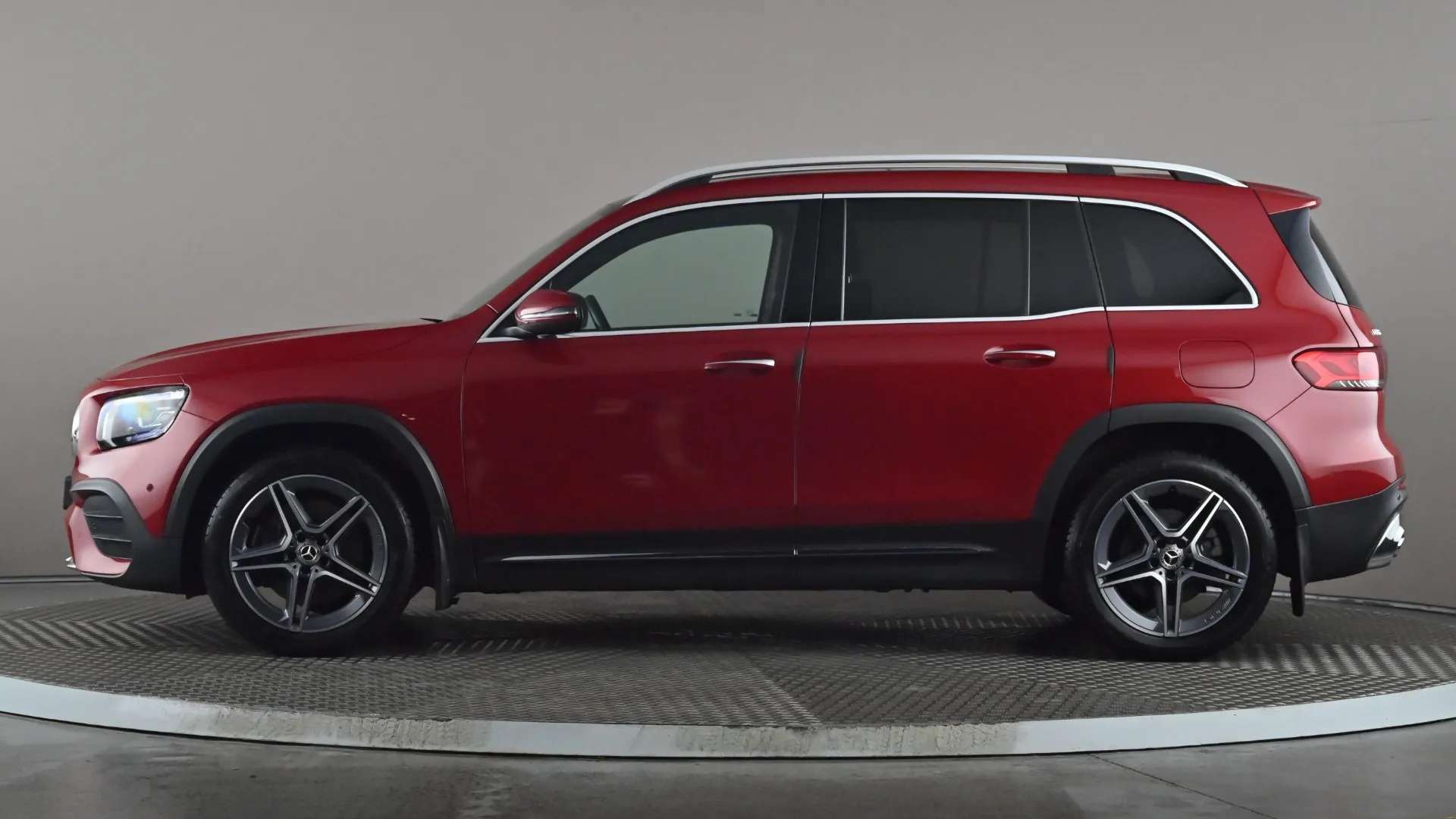 A 2022 MERCEDES-BENZ GLB GLB 220d 4Matic AMG Line Prem Plus 8G-Tronic A 2022 MERCEDES-BENZ GLB GLB 220d 4Matic AMG Line Prem Plus 8G-Tronic