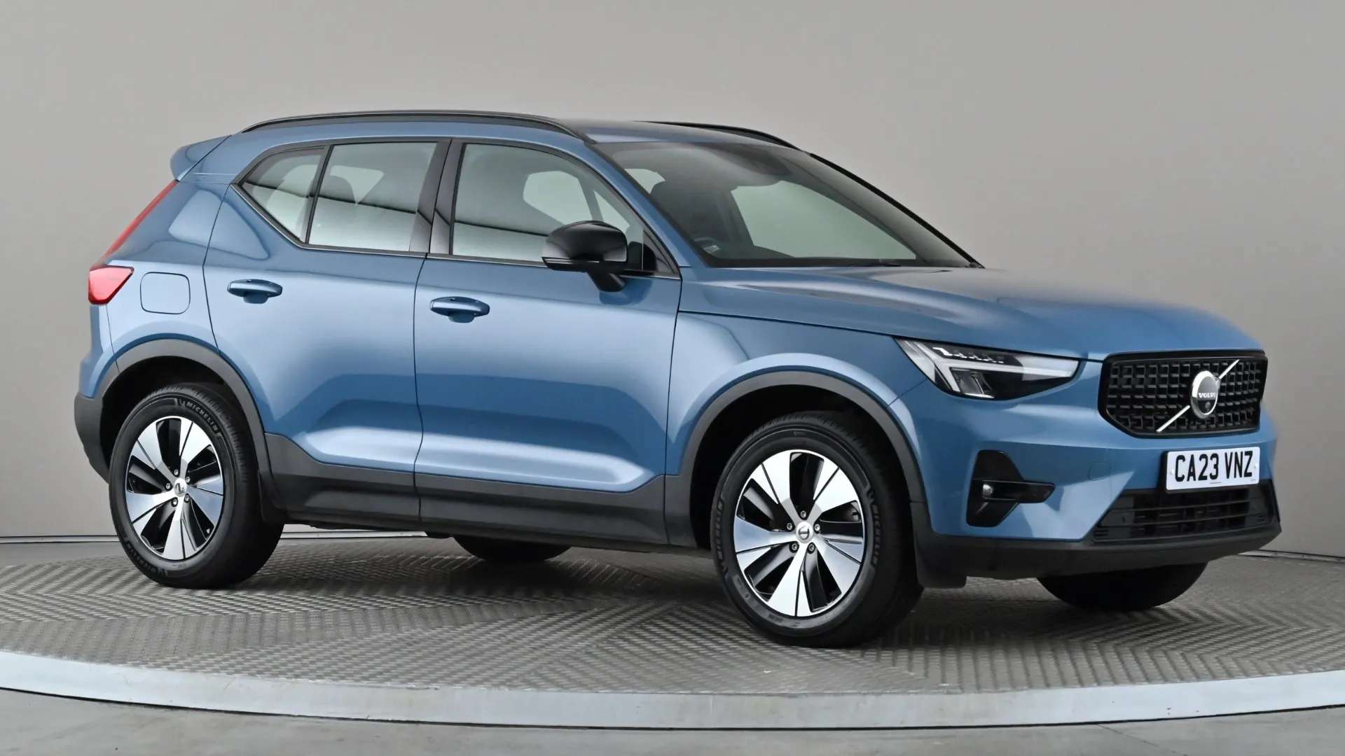 A 2023 VOLVO XC40 1.5 T4 Recharge PHEV Plus Dark Auto A 2023 VOLVO XC40 1.5 T4 Recharge PHEV Plus Dark Auto
