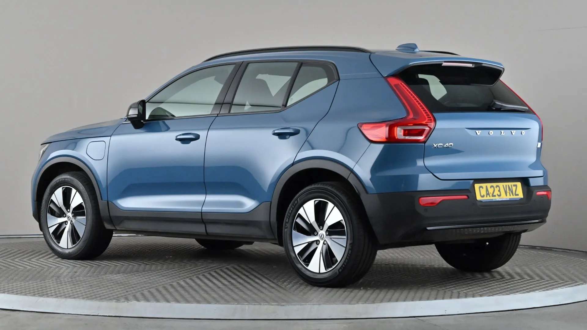 A 2023 VOLVO XC40 1.5 T4 Recharge PHEV Plus Dark Auto A 2023 VOLVO XC40 1.5 T4 Recharge PHEV Plus Dark Auto