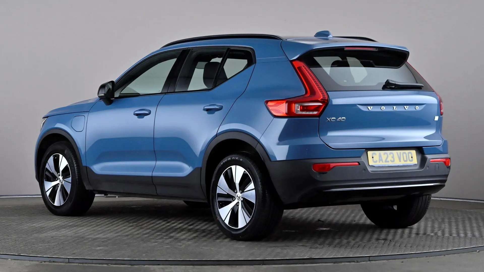 A 2023 VOLVO XC40 1.5 T4 Recharge PHEV Plus Dark Auto A 2023 VOLVO XC40 1.5 T4 Recharge PHEV Plus Dark Auto