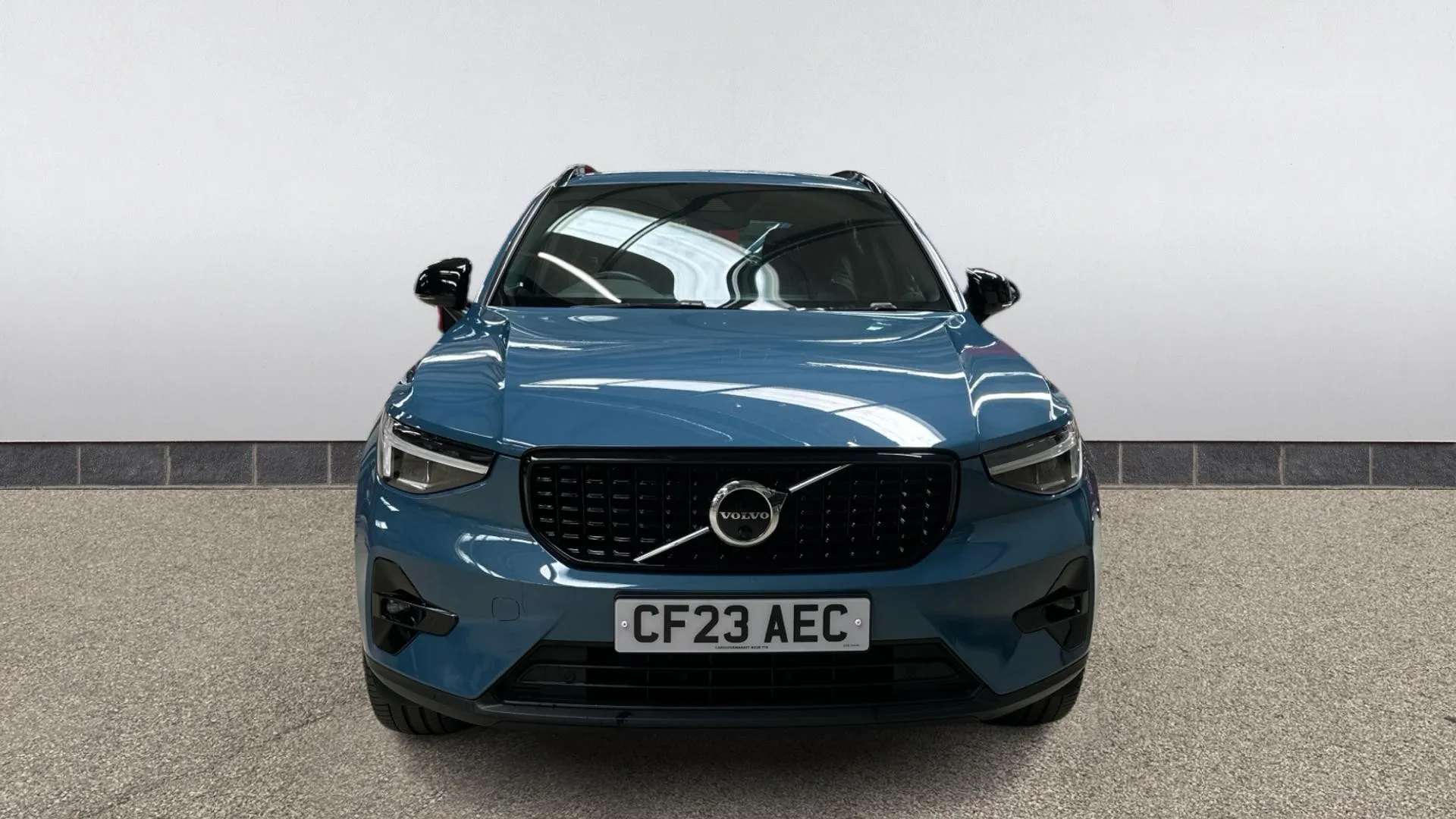 A 2023 VOLVO XC40 1.5 T4 Recharge PHEV Plus Dark Auto A 2023 VOLVO XC40 1.5 T4 Recharge PHEV Plus Dark Auto