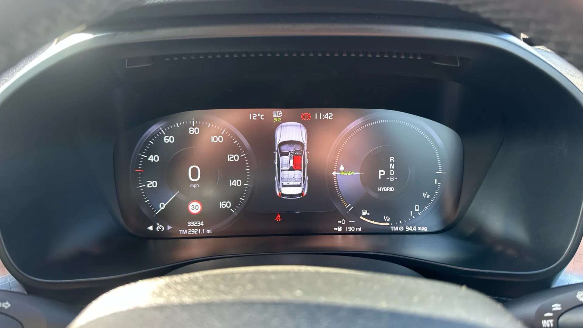 2023 VOLVO XC40 2023 VOLVO XC40