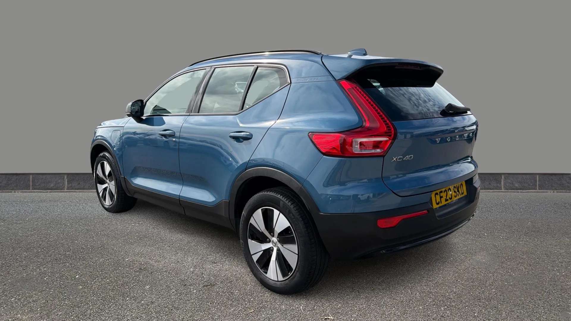 A 2023 VOLVO XC40 1.5 T4 Recharge PHEV Plus Dark Auto A 2023 VOLVO XC40 1.5 T4 Recharge PHEV Plus Dark Auto