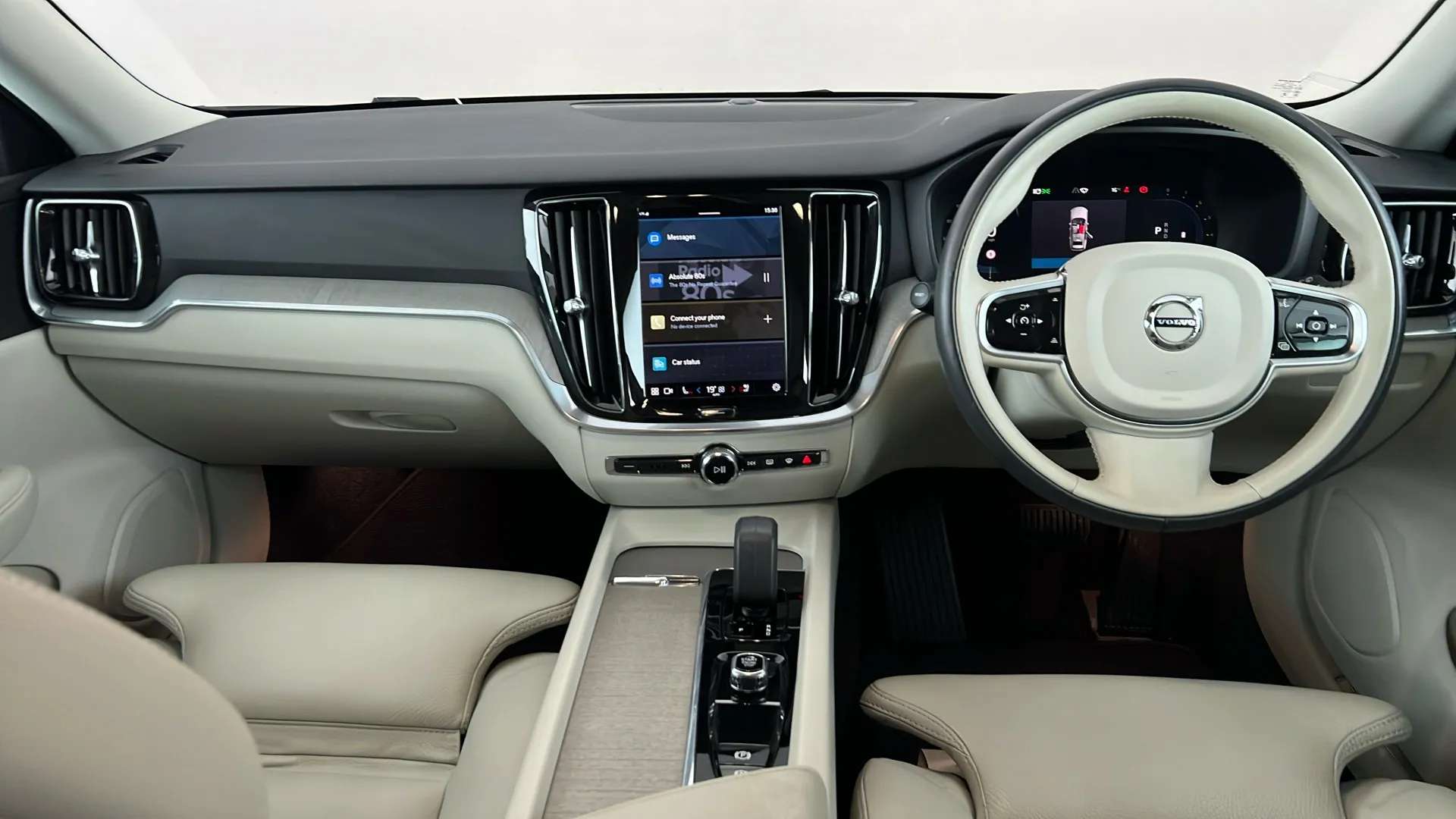 2023 VOLVO V60 2023 VOLVO V60