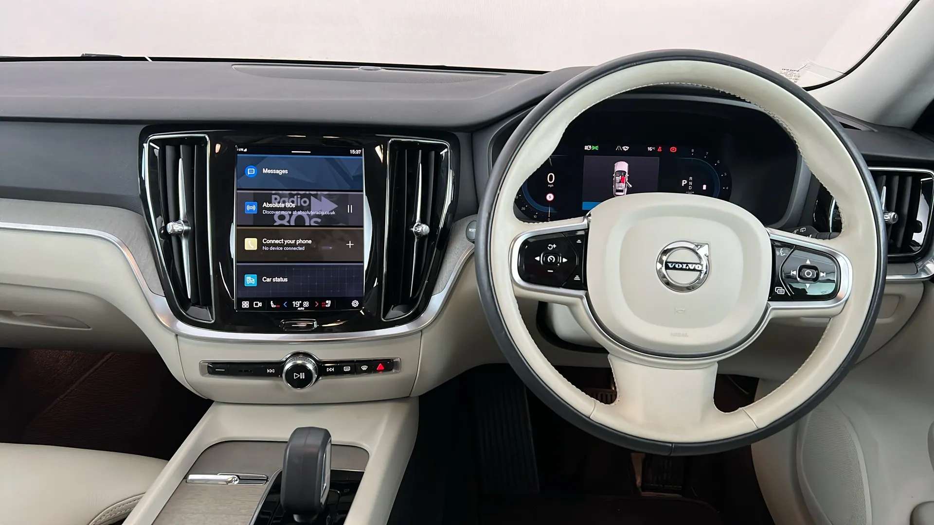 2023 VOLVO V60 2023 VOLVO V60