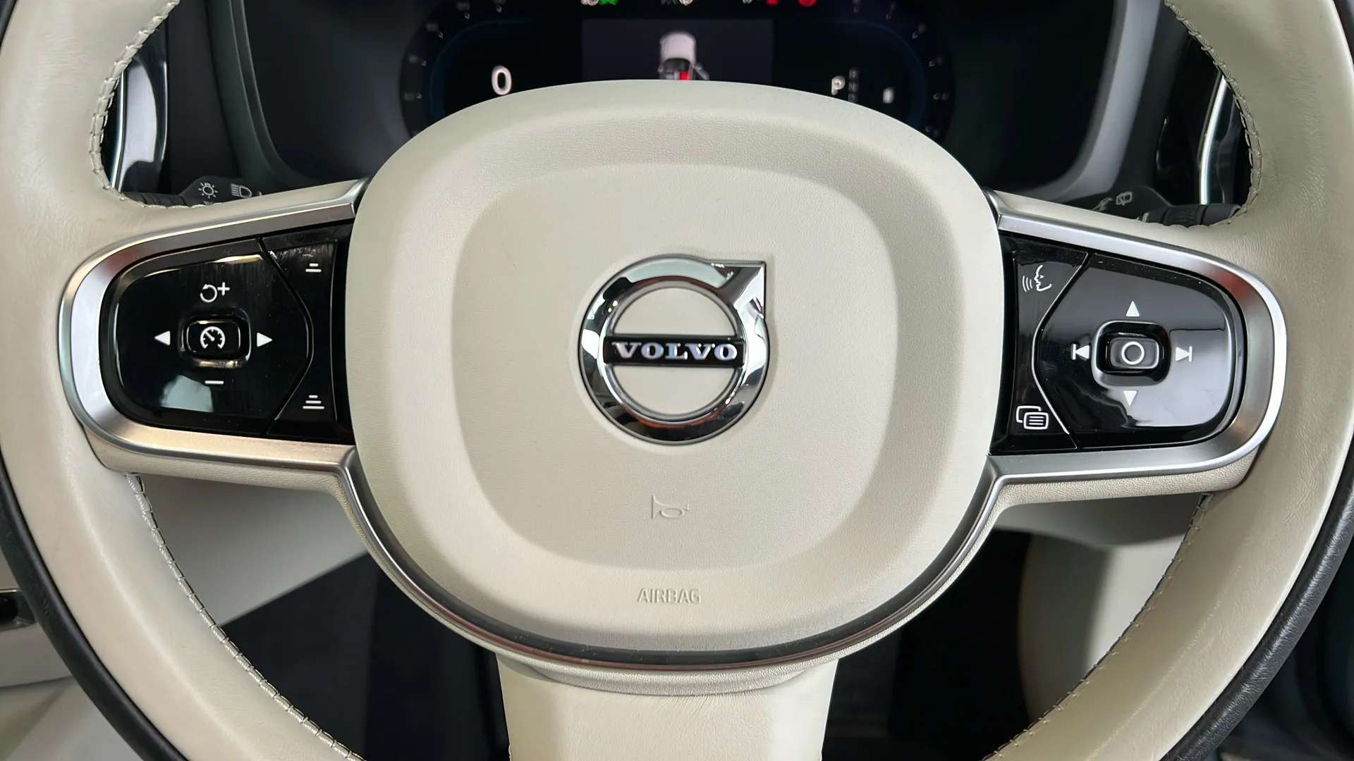 2023 VOLVO V60 2023 VOLVO V60