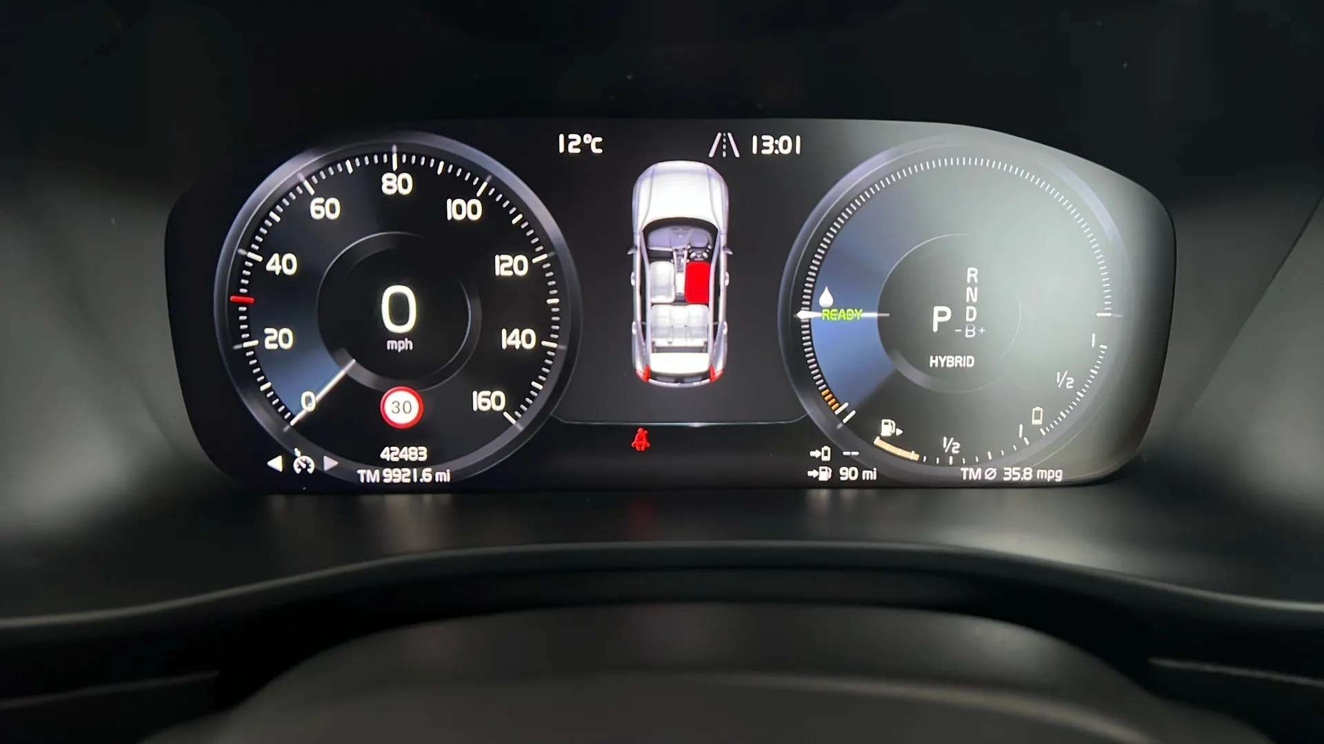 2022 VOLVO XC40 2022 VOLVO XC40