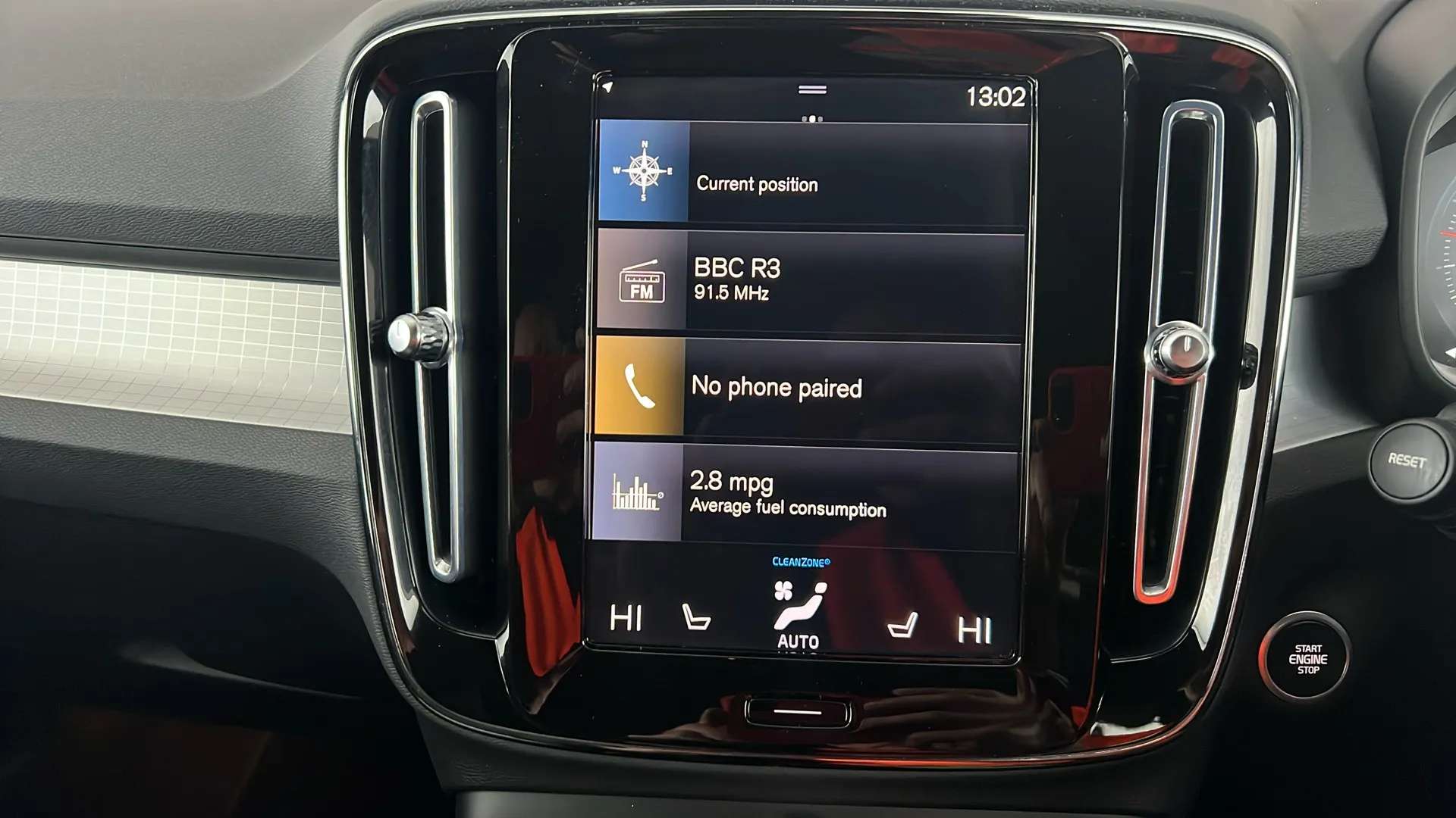 2022 VOLVO XC40 2022 VOLVO XC40