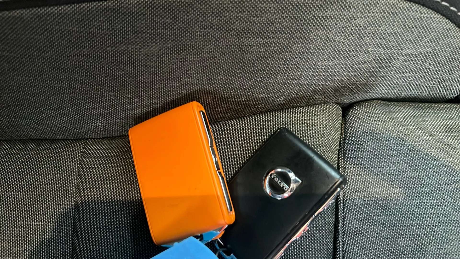 2022 VOLVO XC40 2022 VOLVO XC40