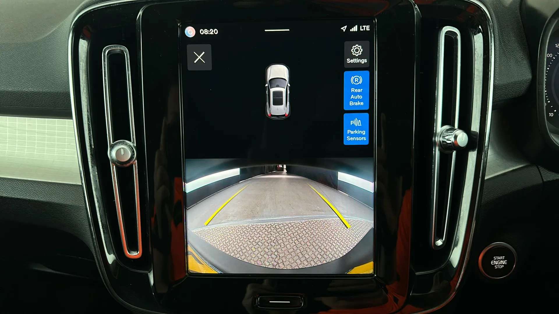 2022 VOLVO XC40 2022 VOLVO XC40