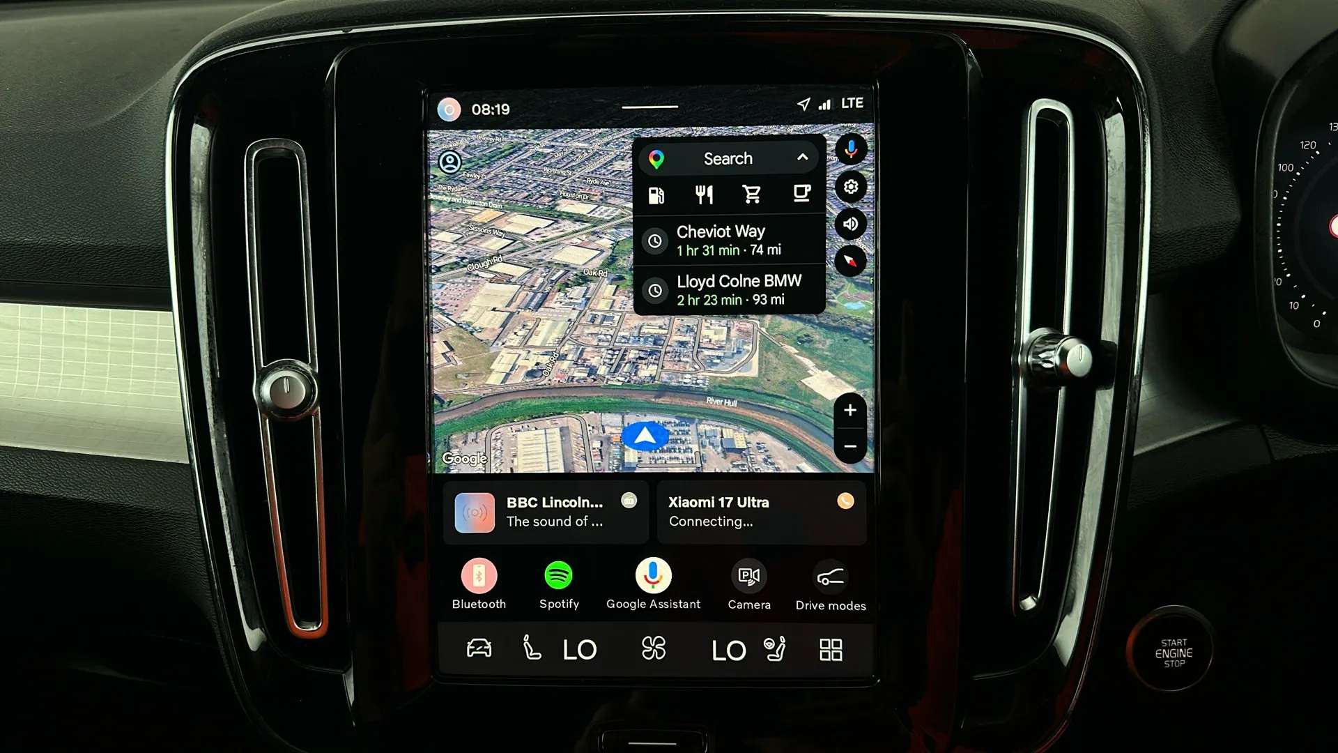 2022 VOLVO XC40 2022 VOLVO XC40