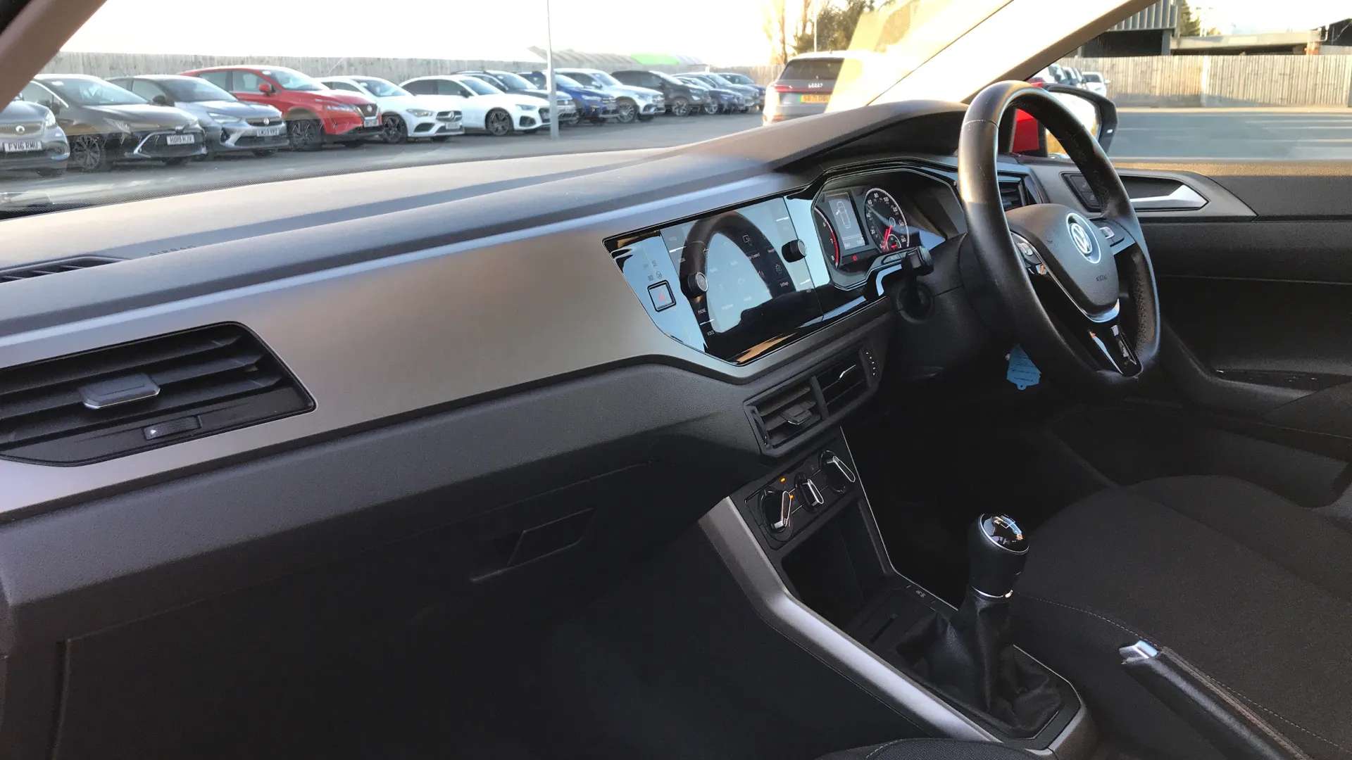 2019 VOLKSWAGEN POLO 2019 VOLKSWAGEN POLO