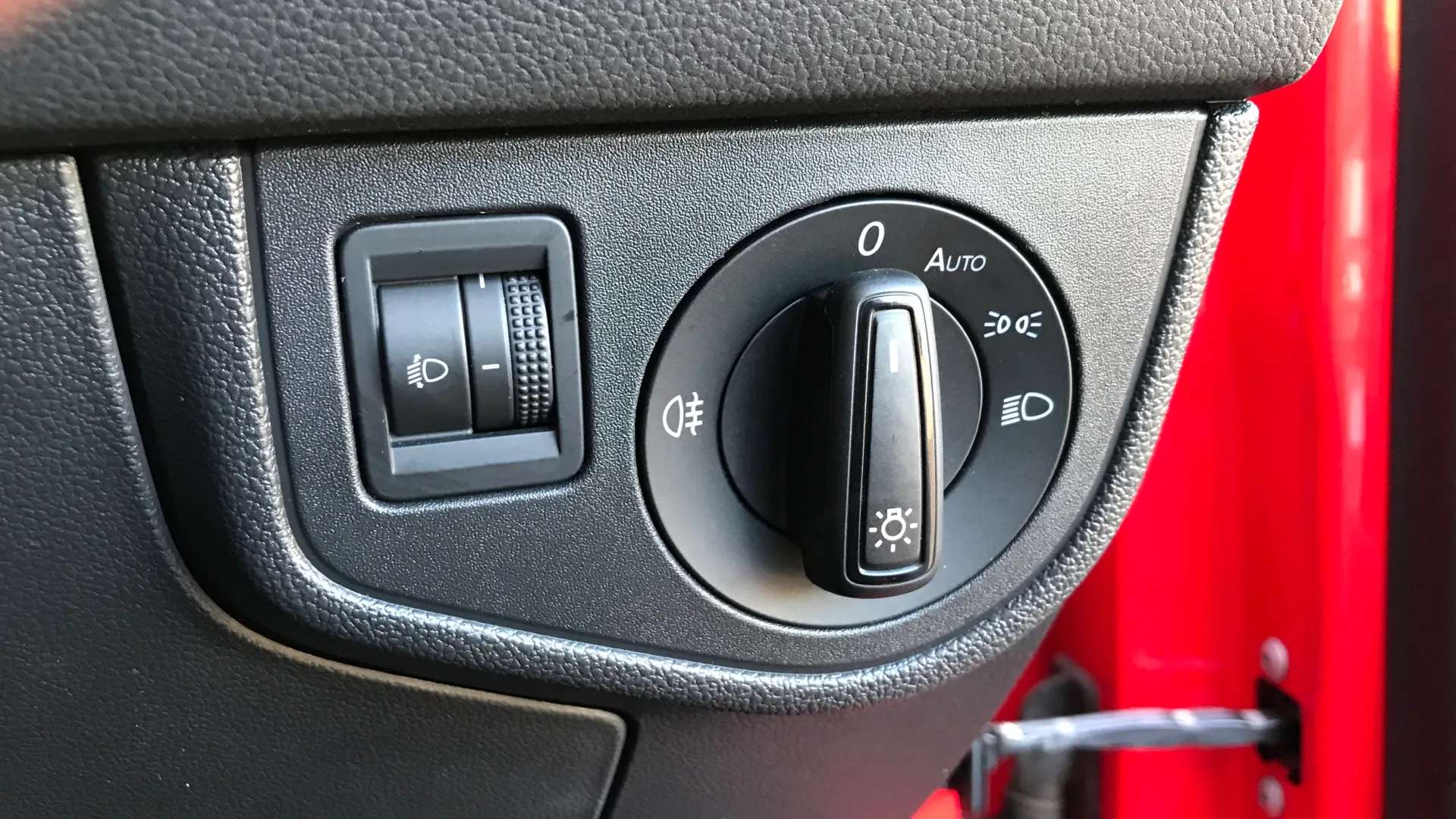 2019 VOLKSWAGEN POLO 2019 VOLKSWAGEN POLO