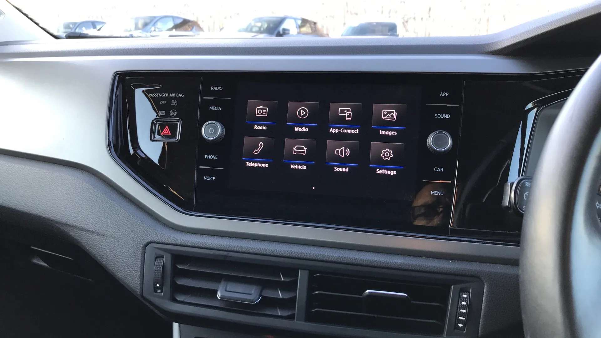 2019 VOLKSWAGEN POLO 2019 VOLKSWAGEN POLO