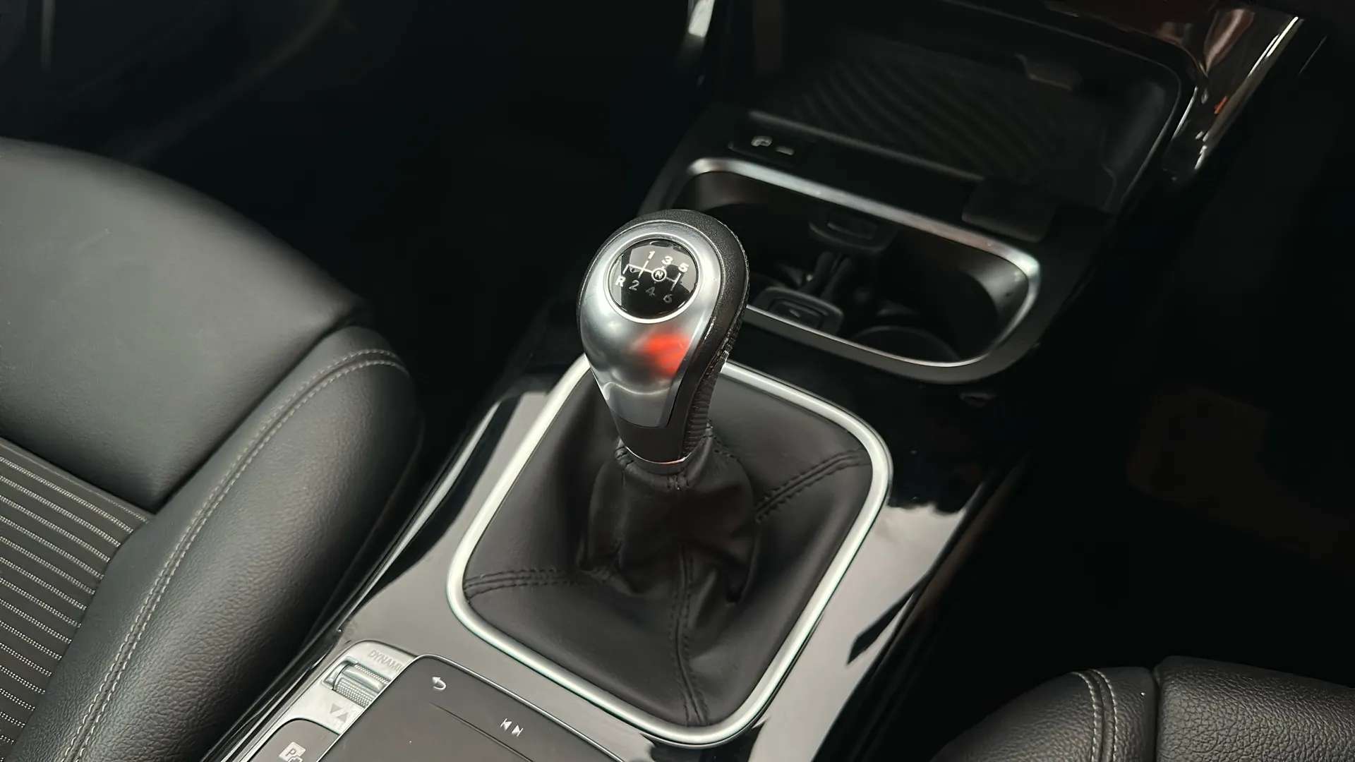 2019 MERCEDES-BENZ A CLASS 2019 MERCEDES-BENZ A CLASS