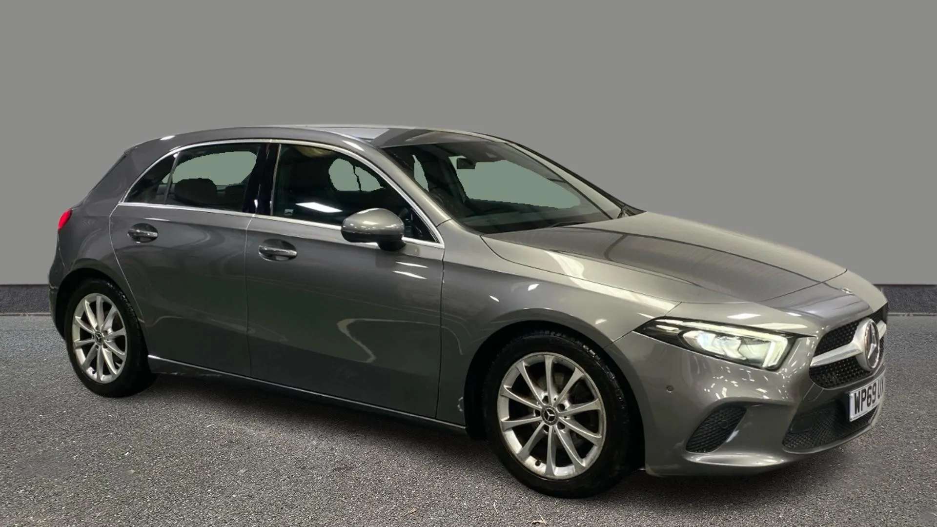 A 2019 MERCEDES-BENZ A CLASS A180 Sport Executive A 2019 MERCEDES-BENZ A CLASS A180 Sport Executive