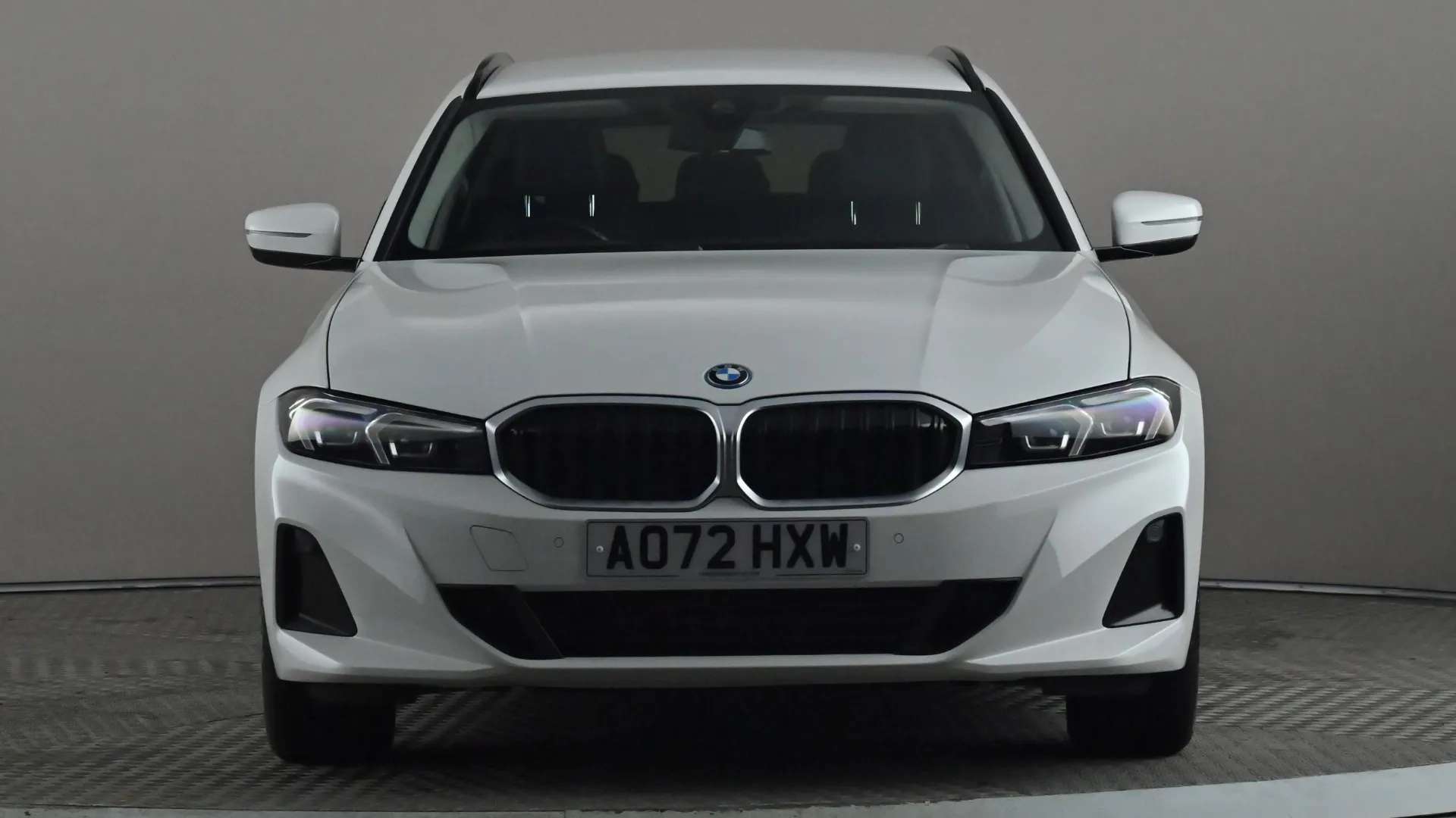 A 2022 BMW 3 SERIES TOURING 330e Sport Step Auto A 2022 BMW 3 SERIES TOURING 330e Sport Step Auto