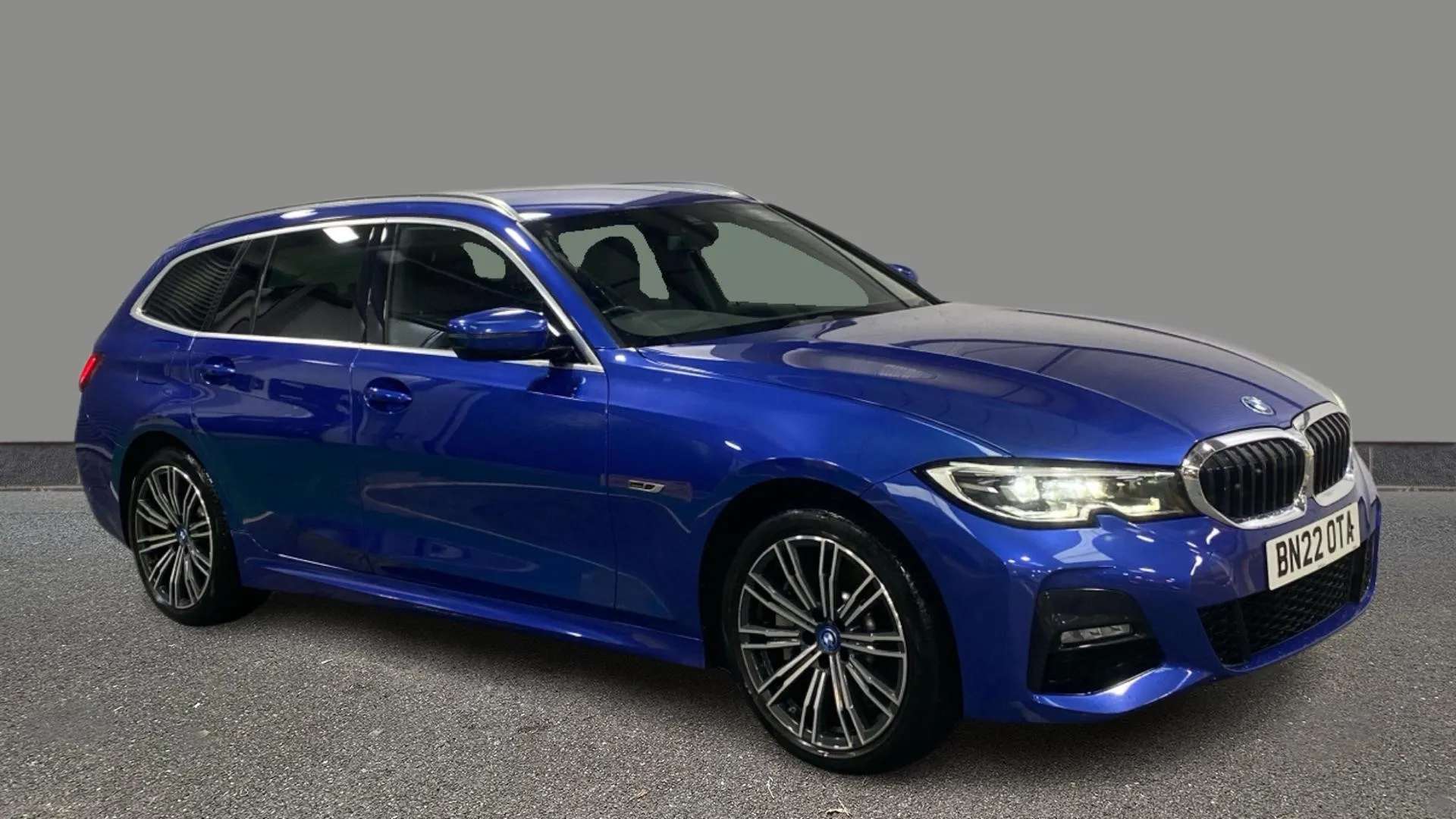 A 2022 BMW 3 SERIES 330e M Sport Step Auto A 2022 BMW 3 SERIES 330e M Sport Step Auto