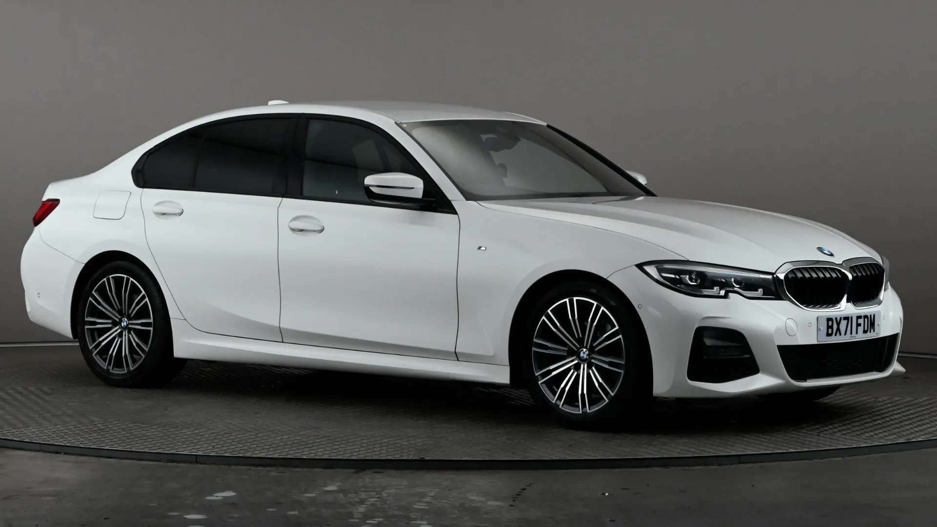 A 2021 BMW 3 SERIES 320i M Sport Step Auto A 2021 BMW 3 SERIES 320i M Sport Step Auto