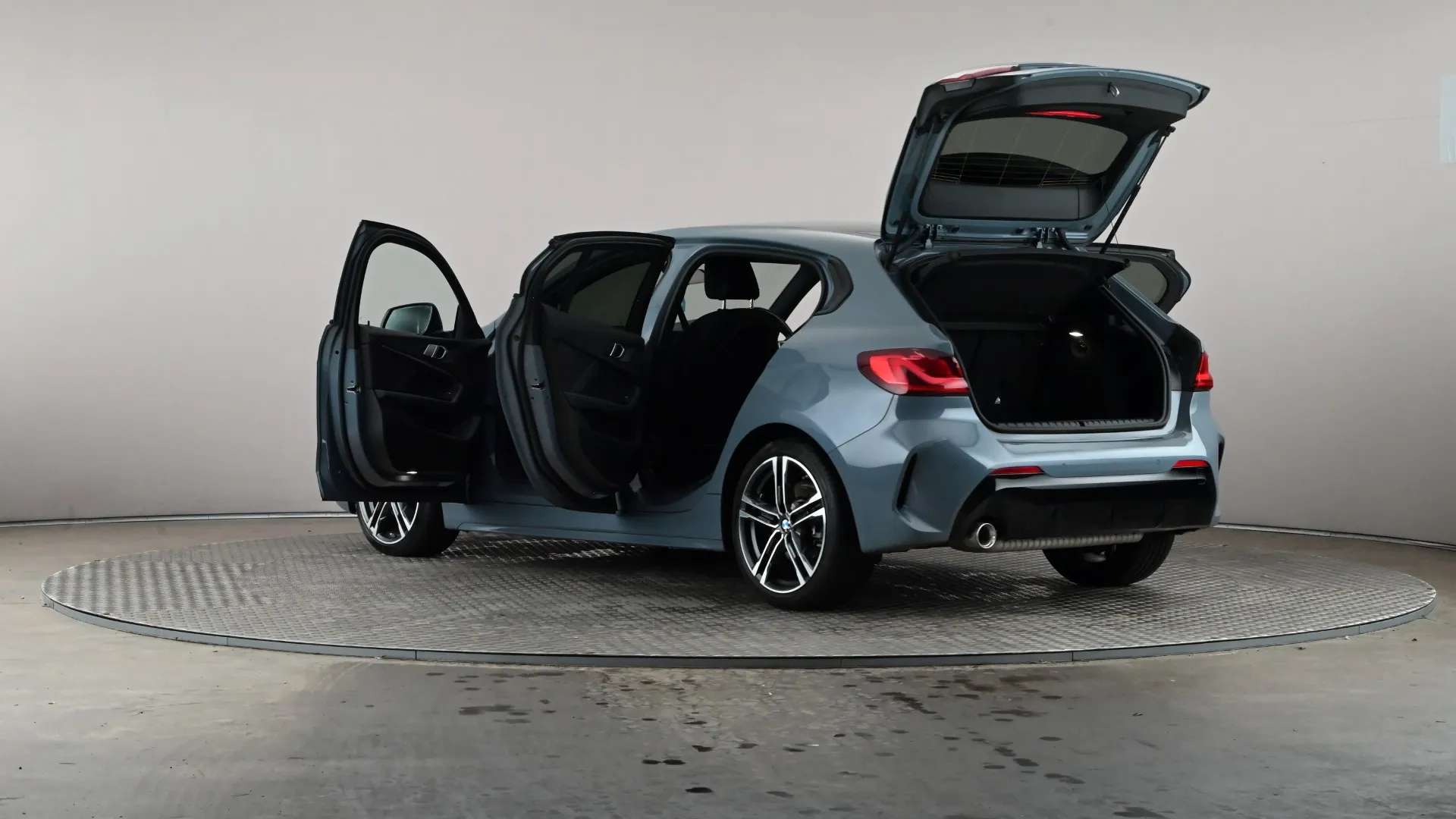2022 BMW 1 SERIES 2022 BMW 1 SERIES