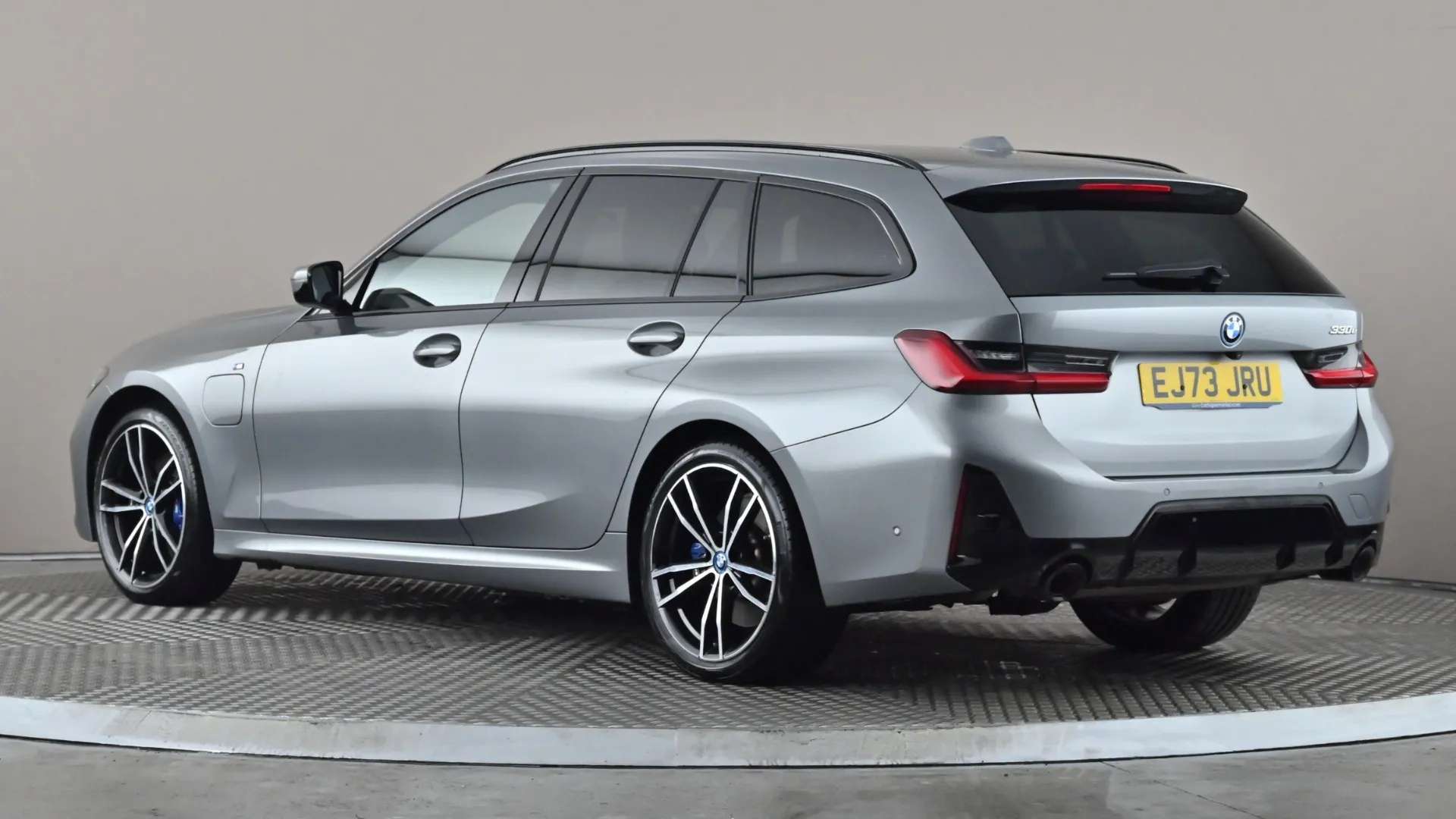 A 2023 BMW 3 SERIES TOURING 330e M Sport Step Auto A 2023 BMW 3 SERIES TOURING 330e M Sport Step Auto