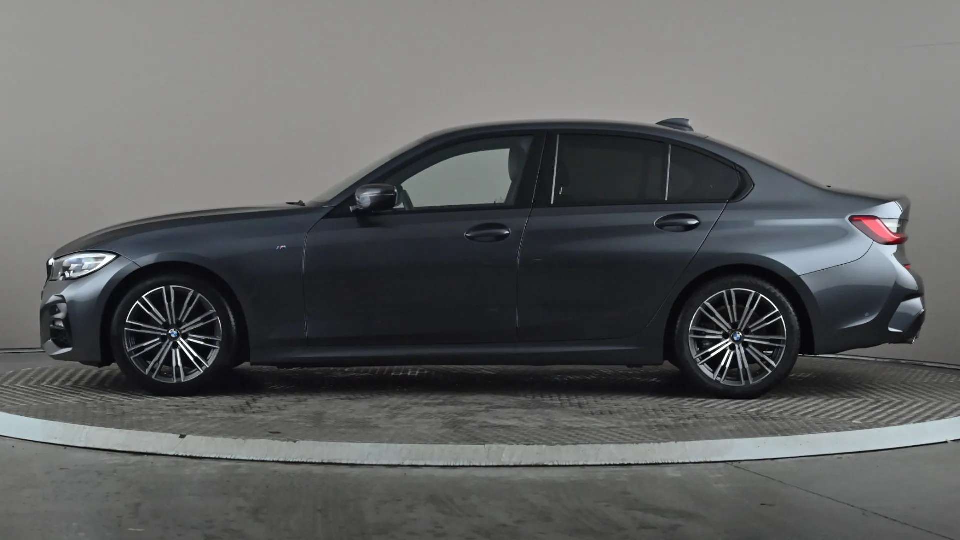 A 2020 BMW 3 SERIES 320d M Sport Step Auto A 2020 BMW 3 SERIES 320d M Sport Step Auto