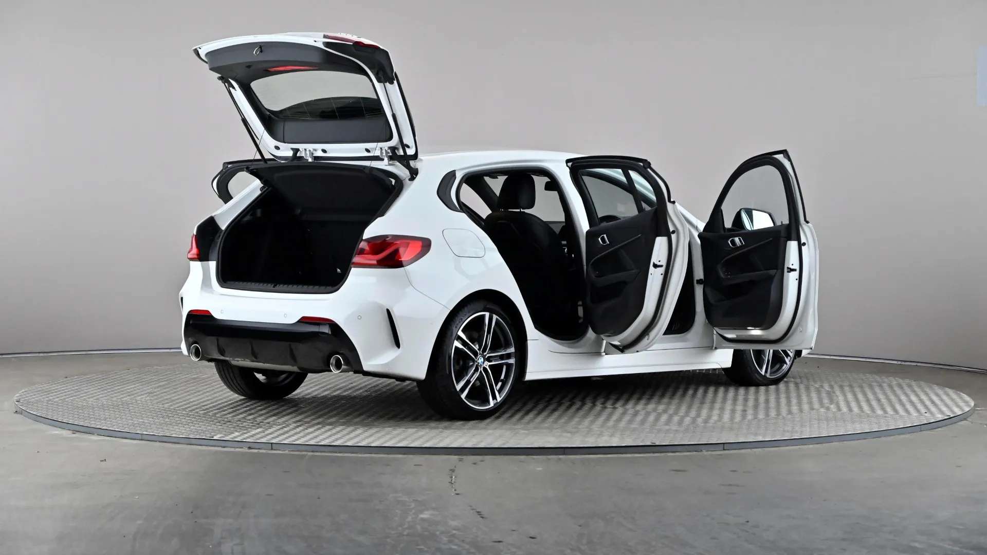 2022 BMW 1 SERIES 2022 BMW 1 SERIES