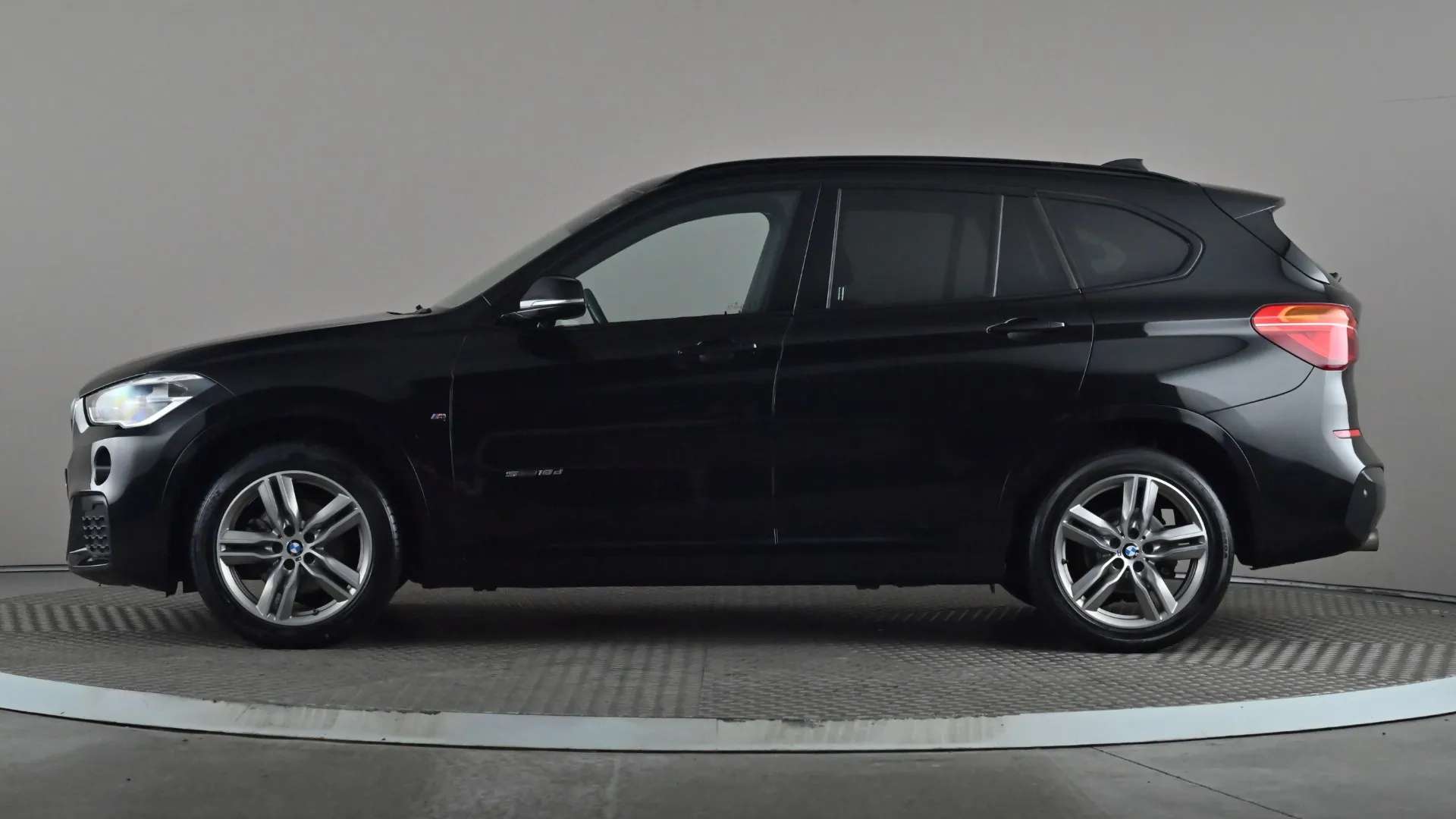 A 2017 BMW X1 sDrive 18d M Sport Step Auto A 2017 BMW X1 sDrive 18d M Sport Step Auto