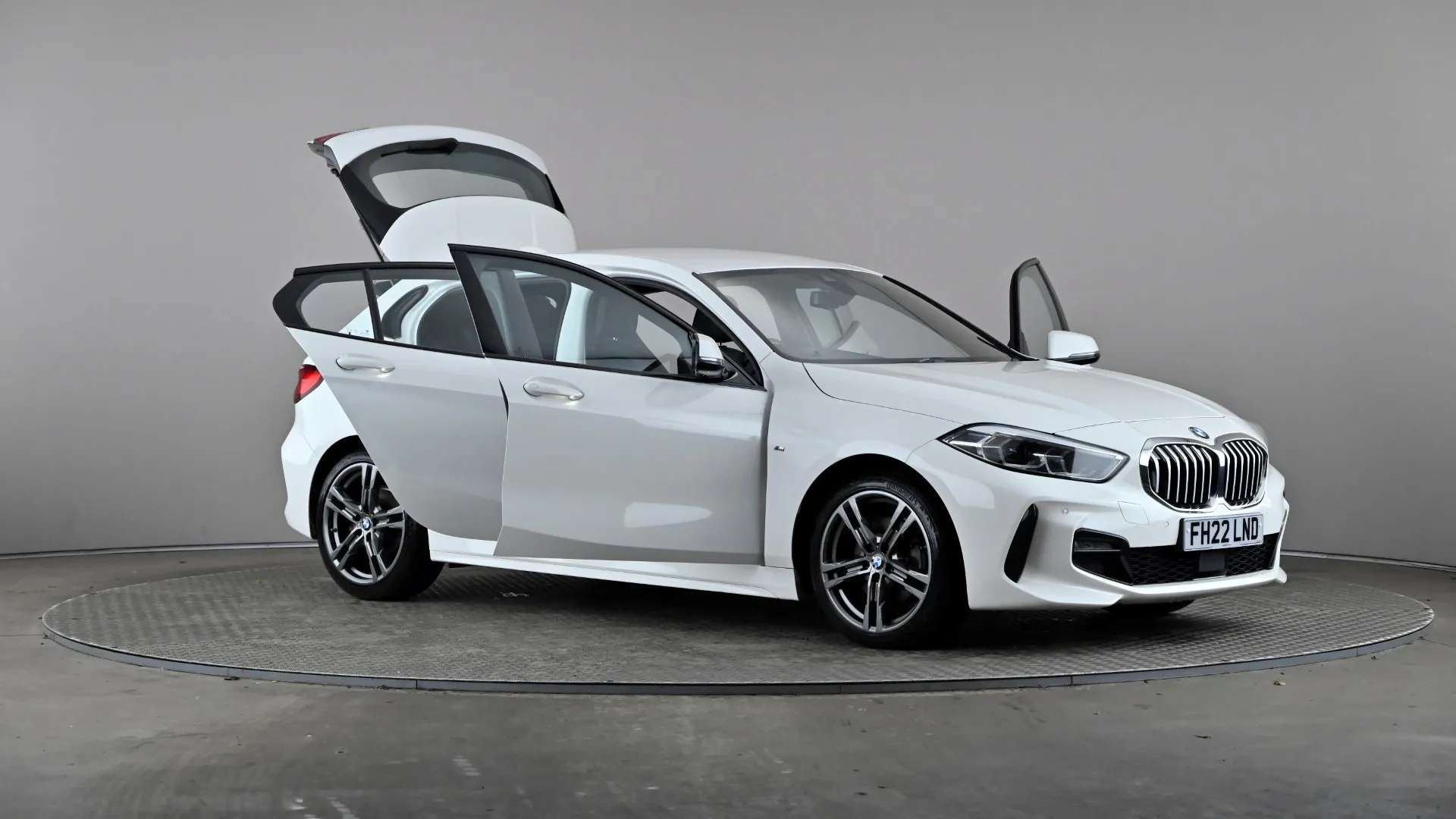 2022 BMW 1 SERIES 2022 BMW 1 SERIES