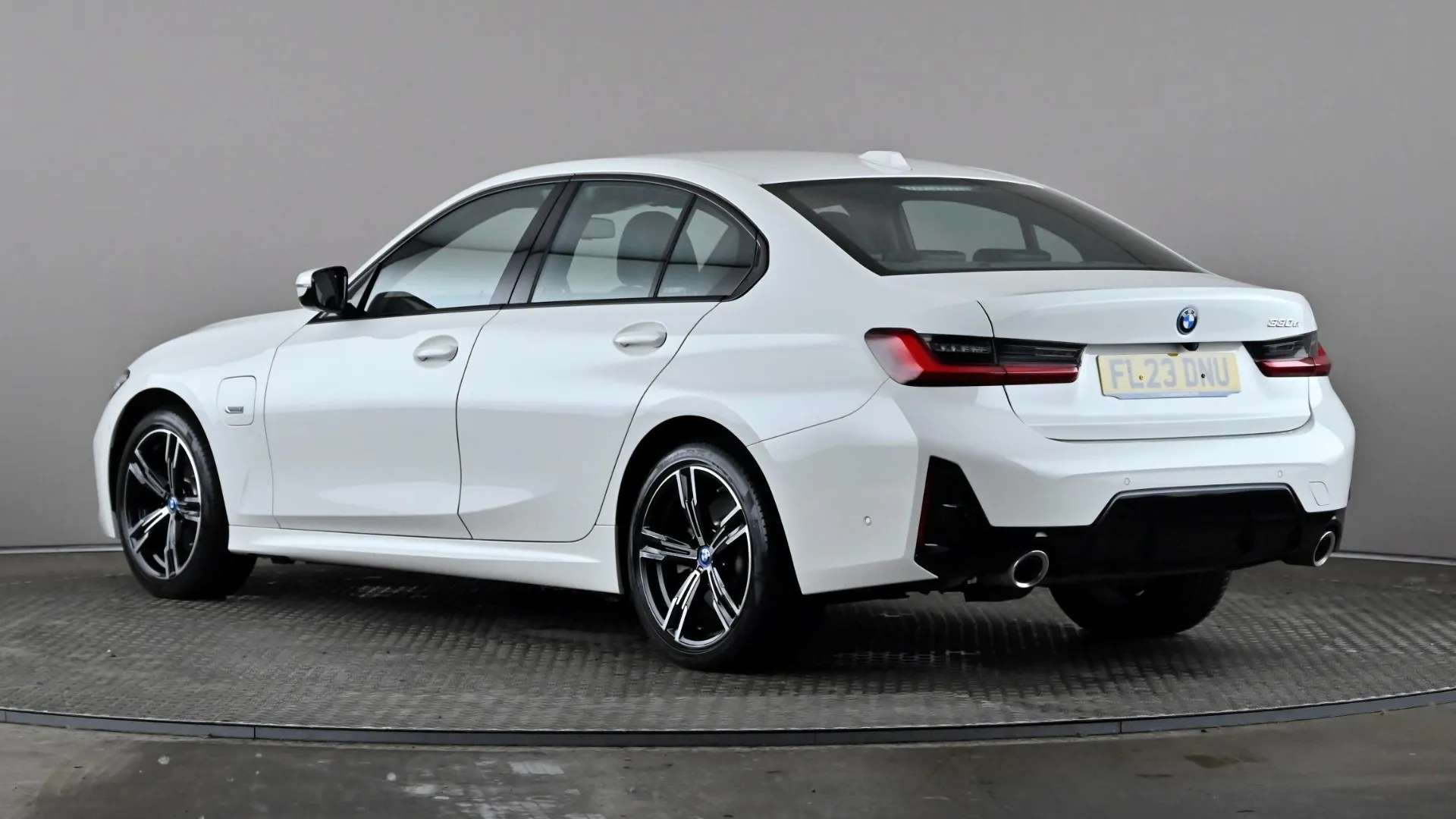 A 2023 BMW 3 SERIES 330e M Sport Step Auto A 2023 BMW 3 SERIES 330e M Sport Step Auto
