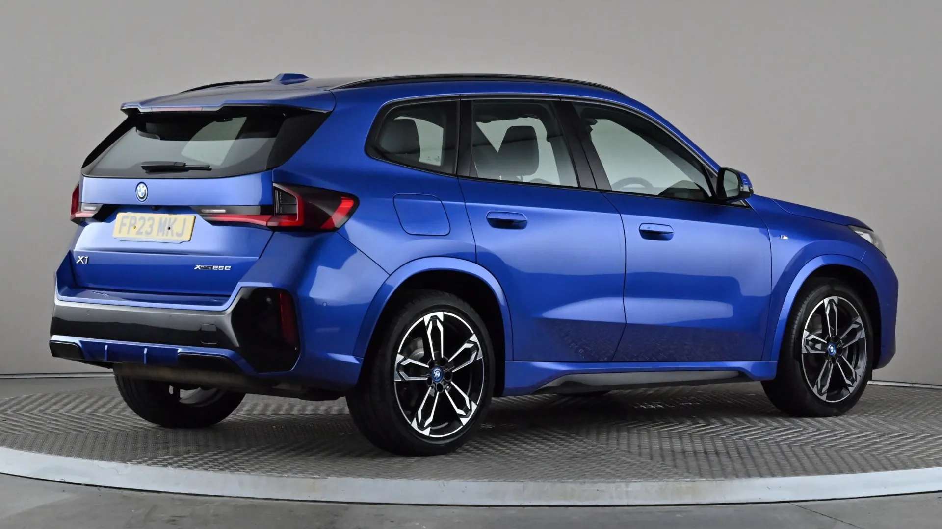 2023 BMW X1 2023 BMW X1