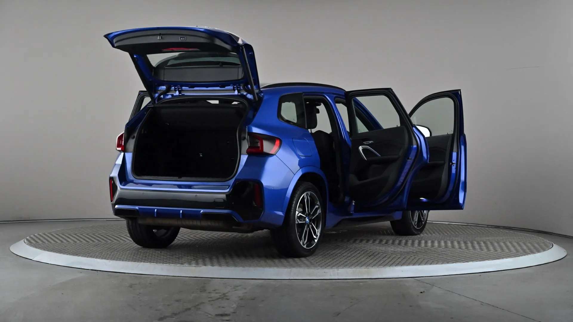 2023 BMW X1 2023 BMW X1